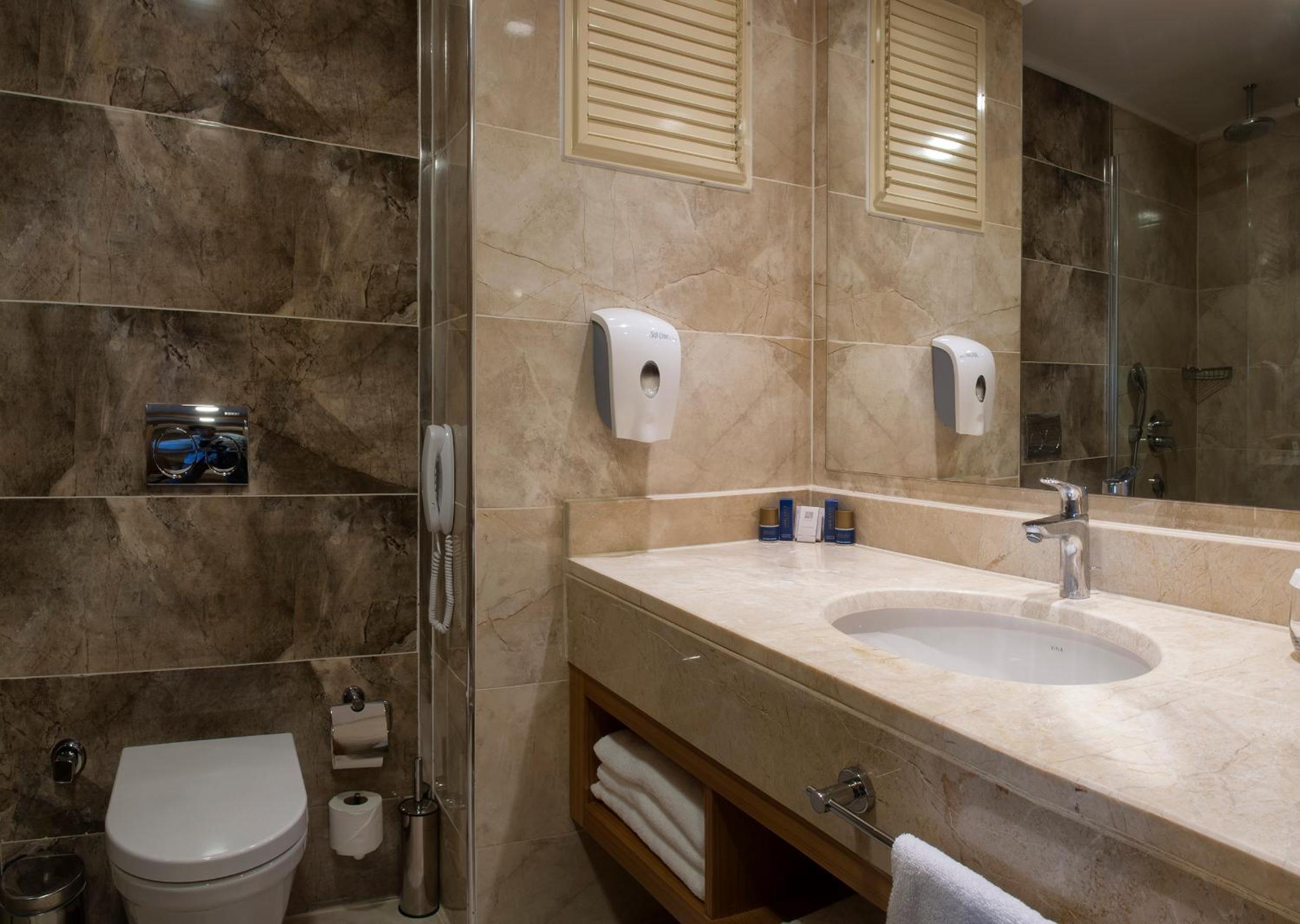 Economy Double or Twin Room photo 2