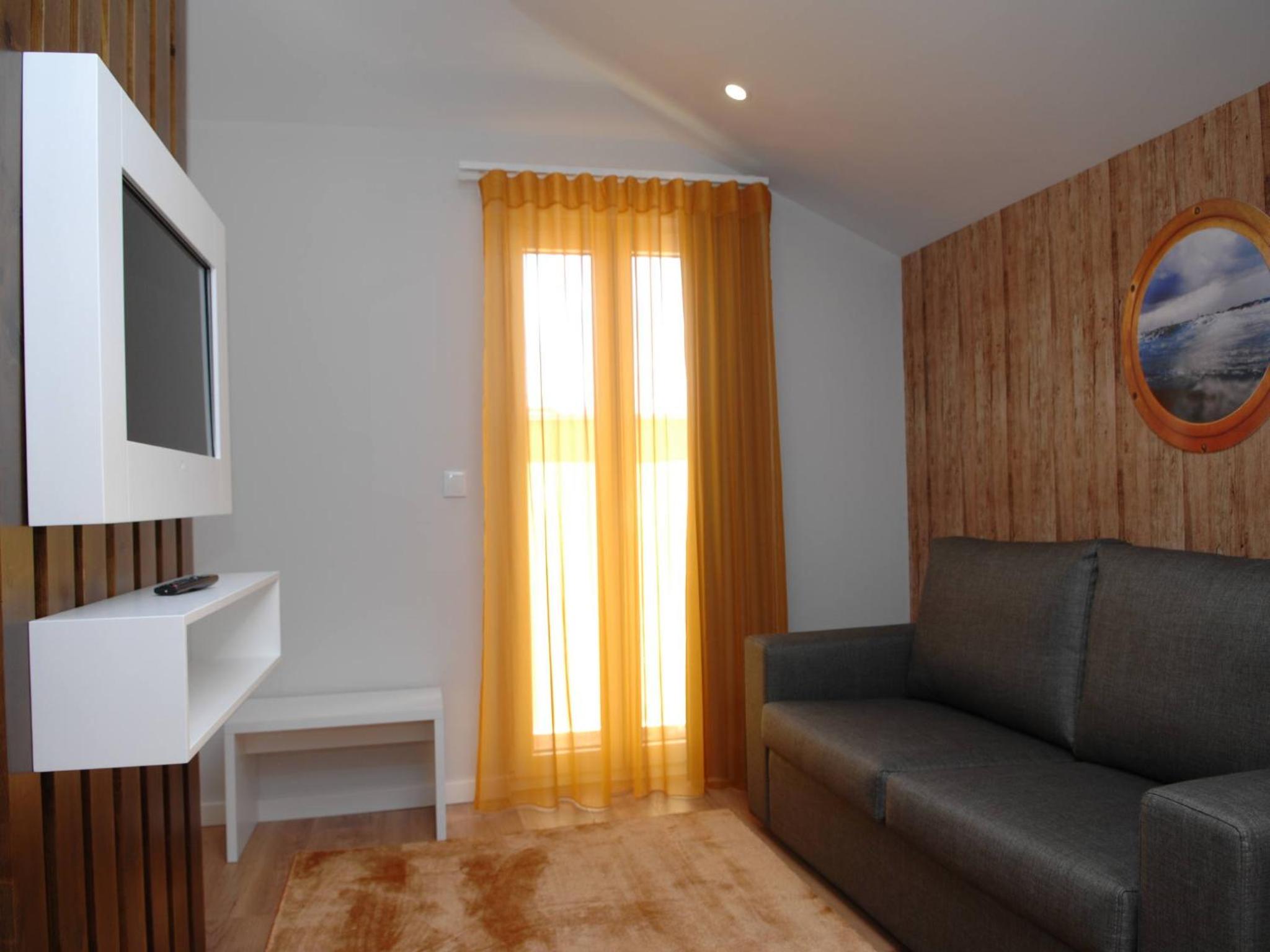 Junior Suite with Balcony photo 2