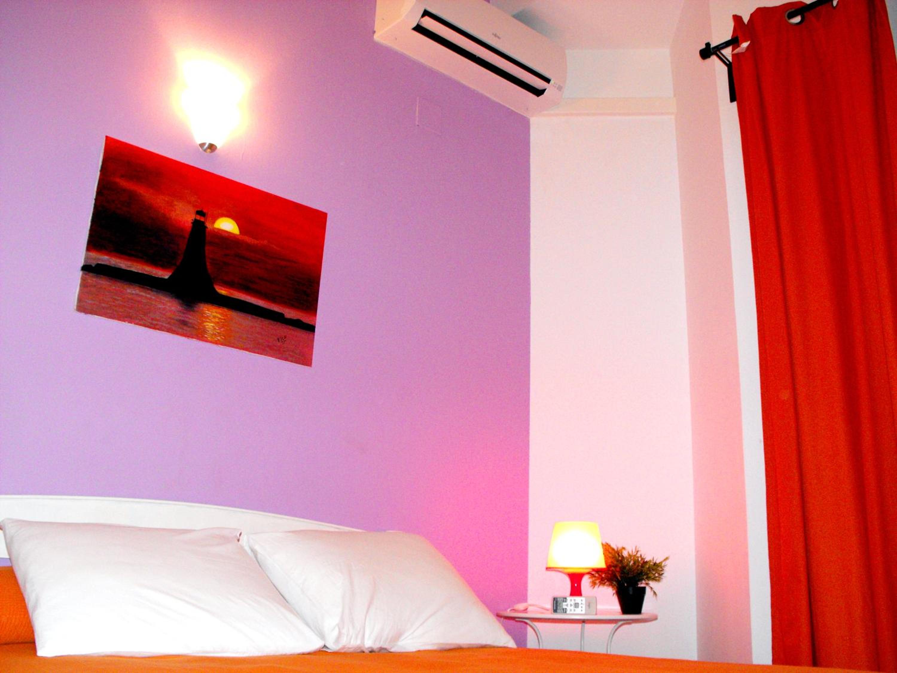 Double Room - Photo 18