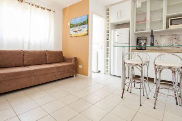 One-Bedroom Apartment - Photo 6