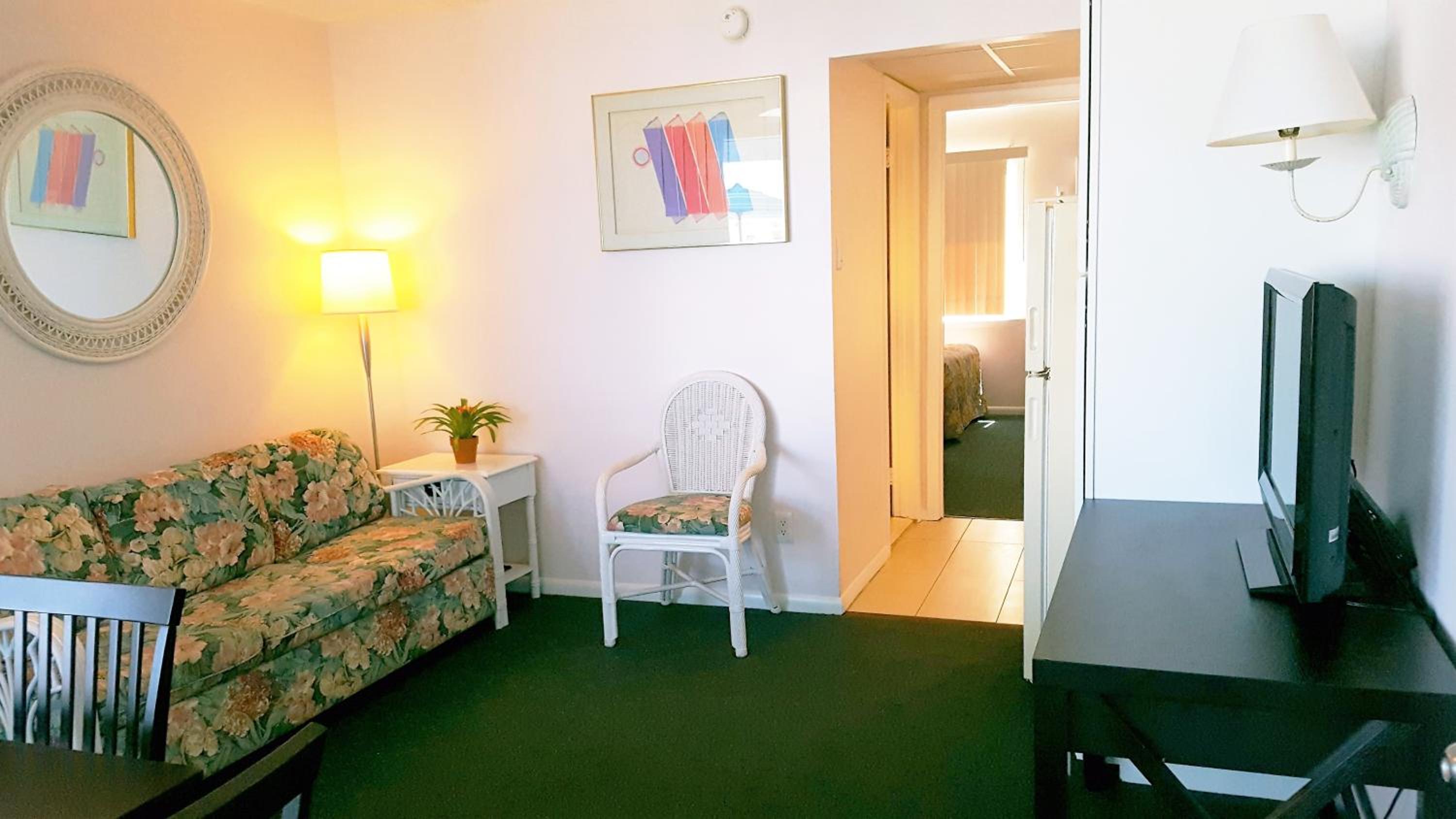 Premier One-Bedroom Suite with Kitchen  photo 3