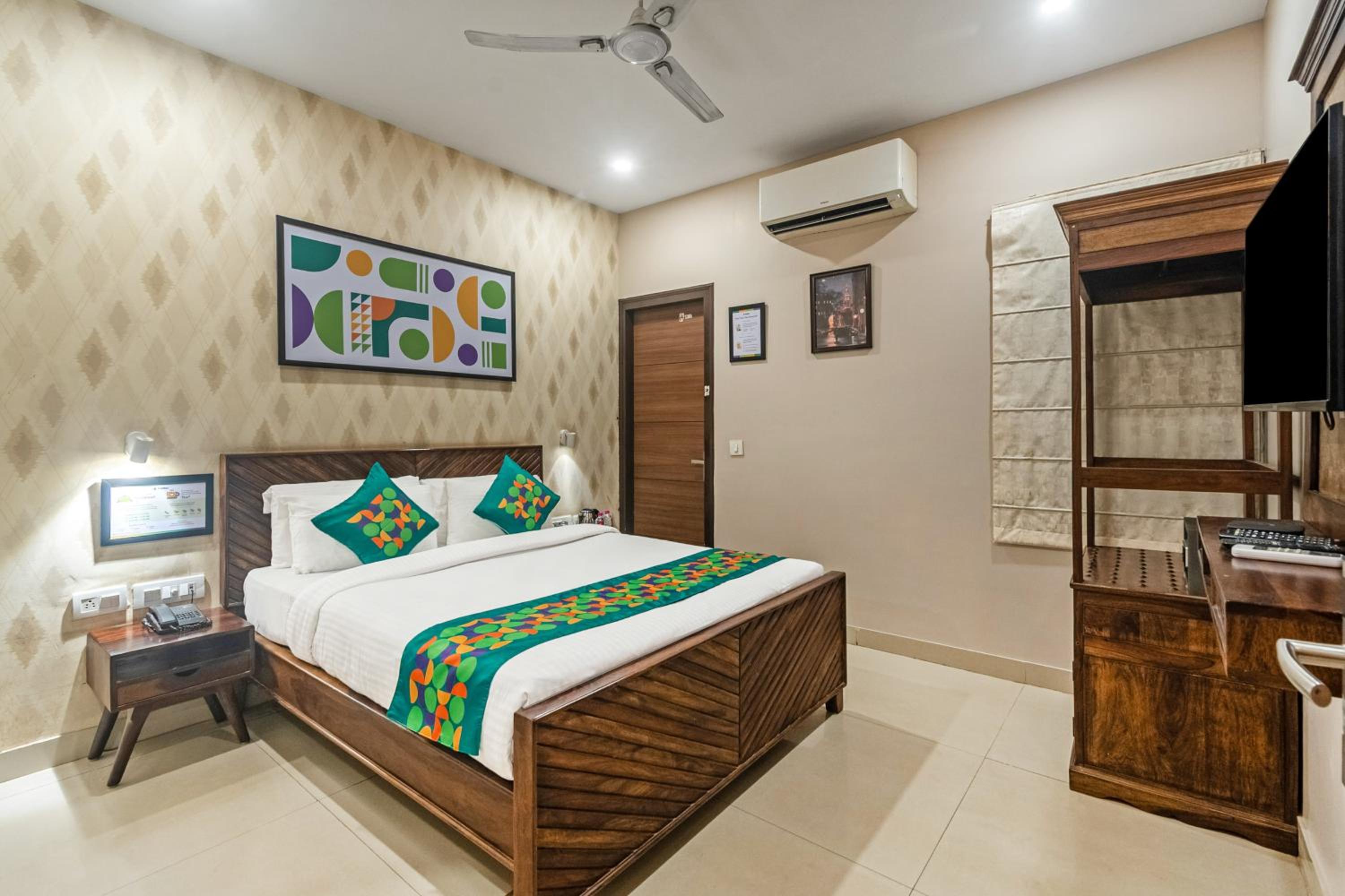 Standard Room - Photo 2