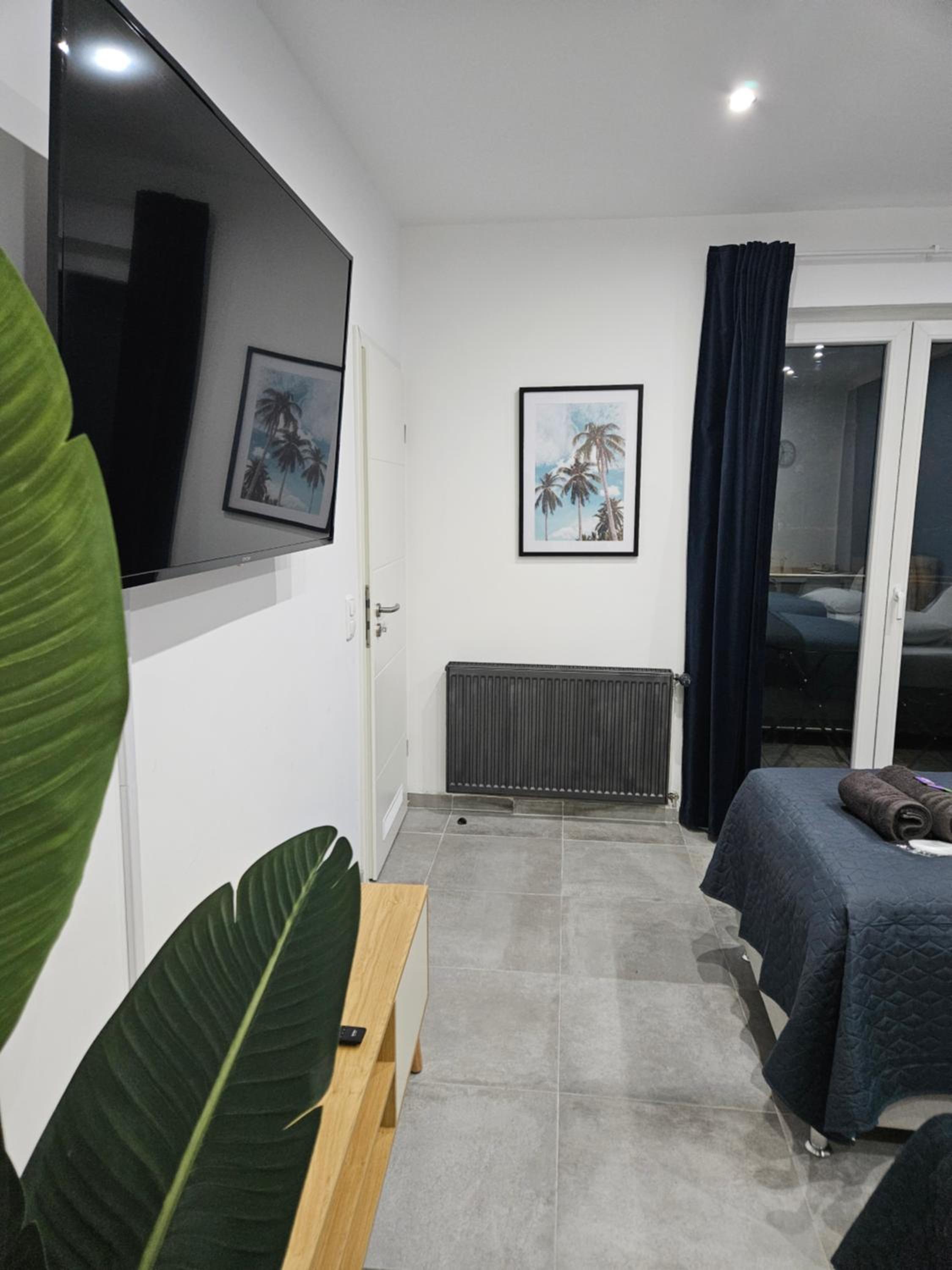 Premium Two-Bedroom Apartment with Balcony No. 2 photo 3
