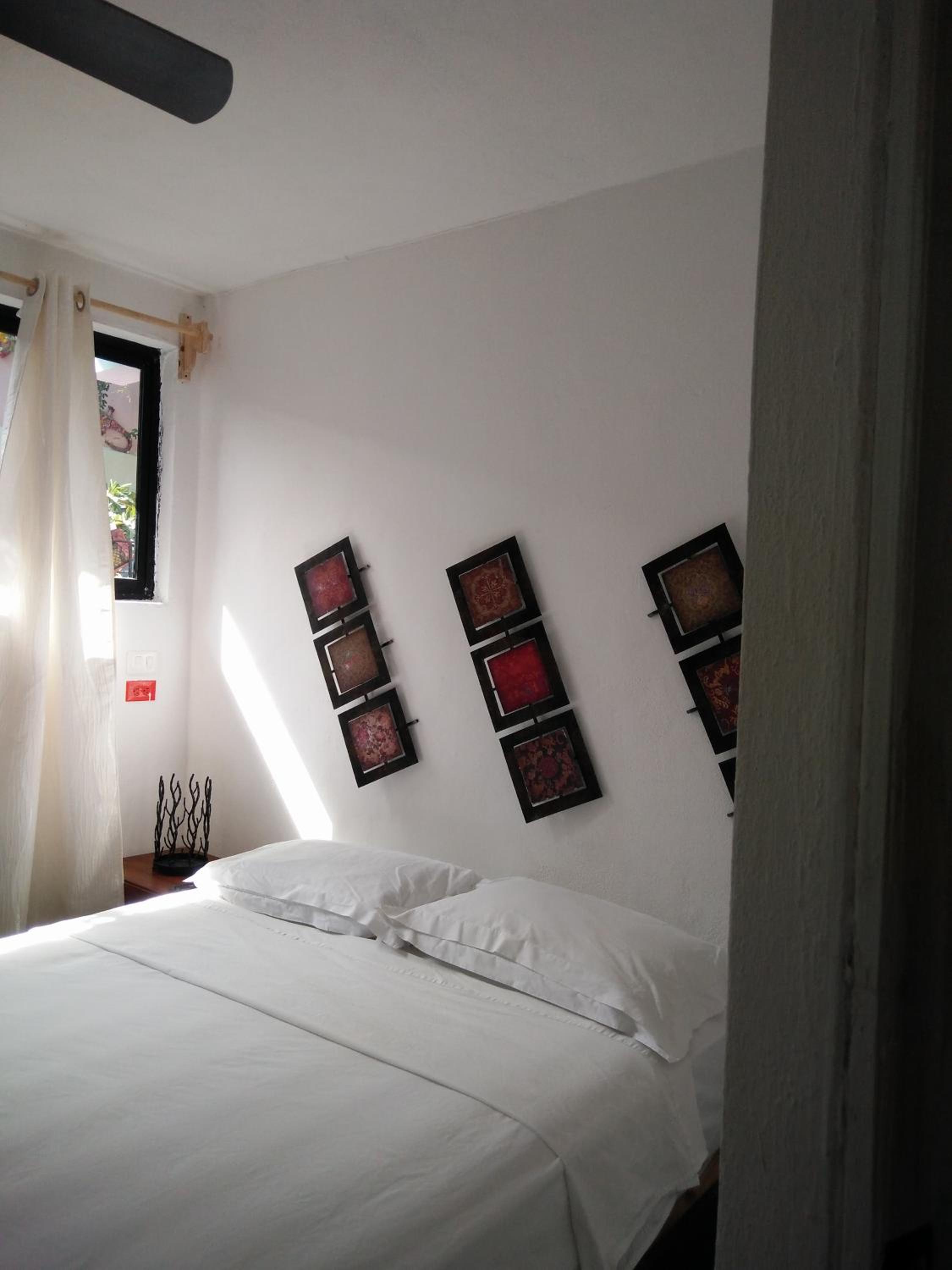 Basic Room photo 2