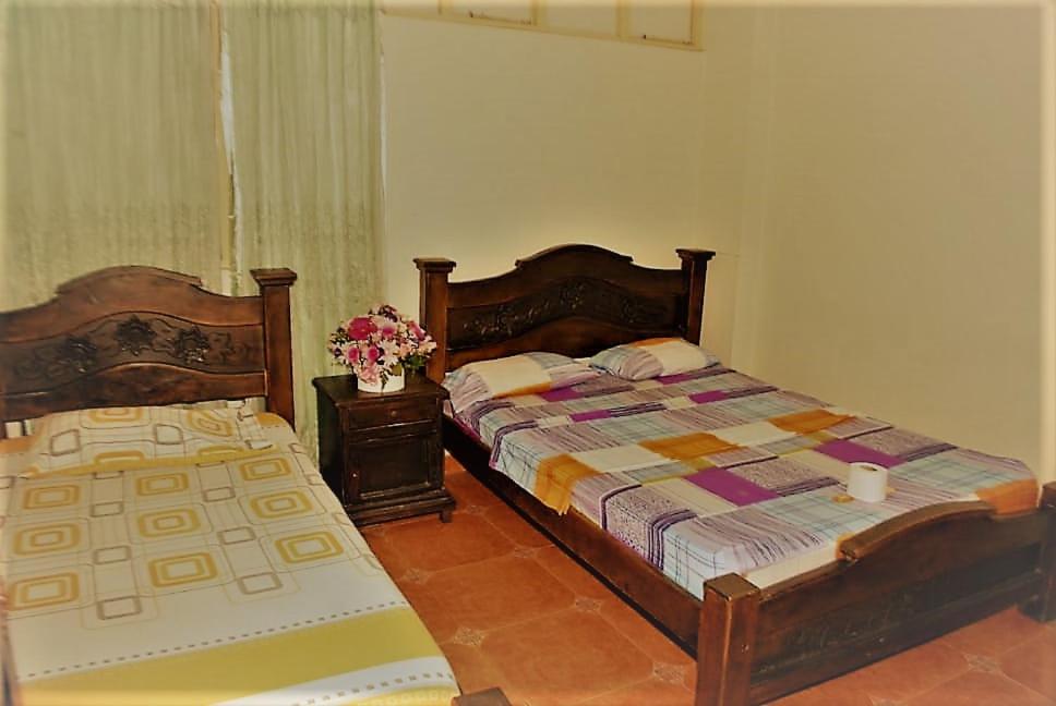 Single Room with Bathroom photo 1