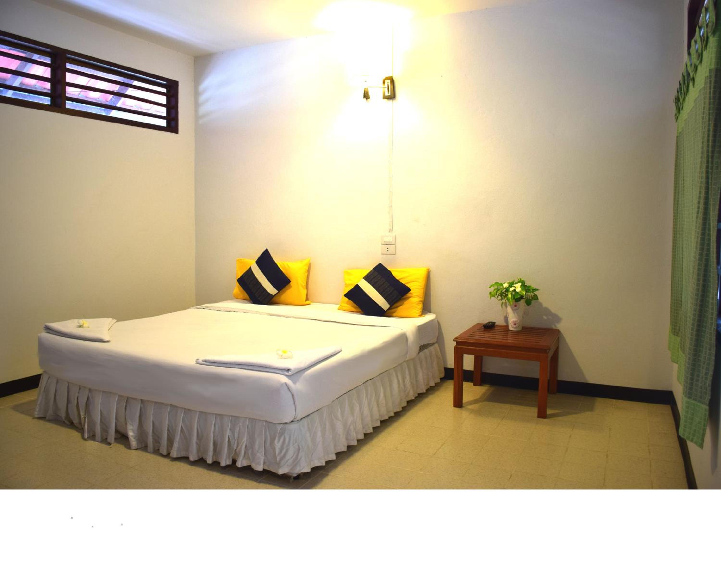 Standard Double or Twin Room - Photo 2