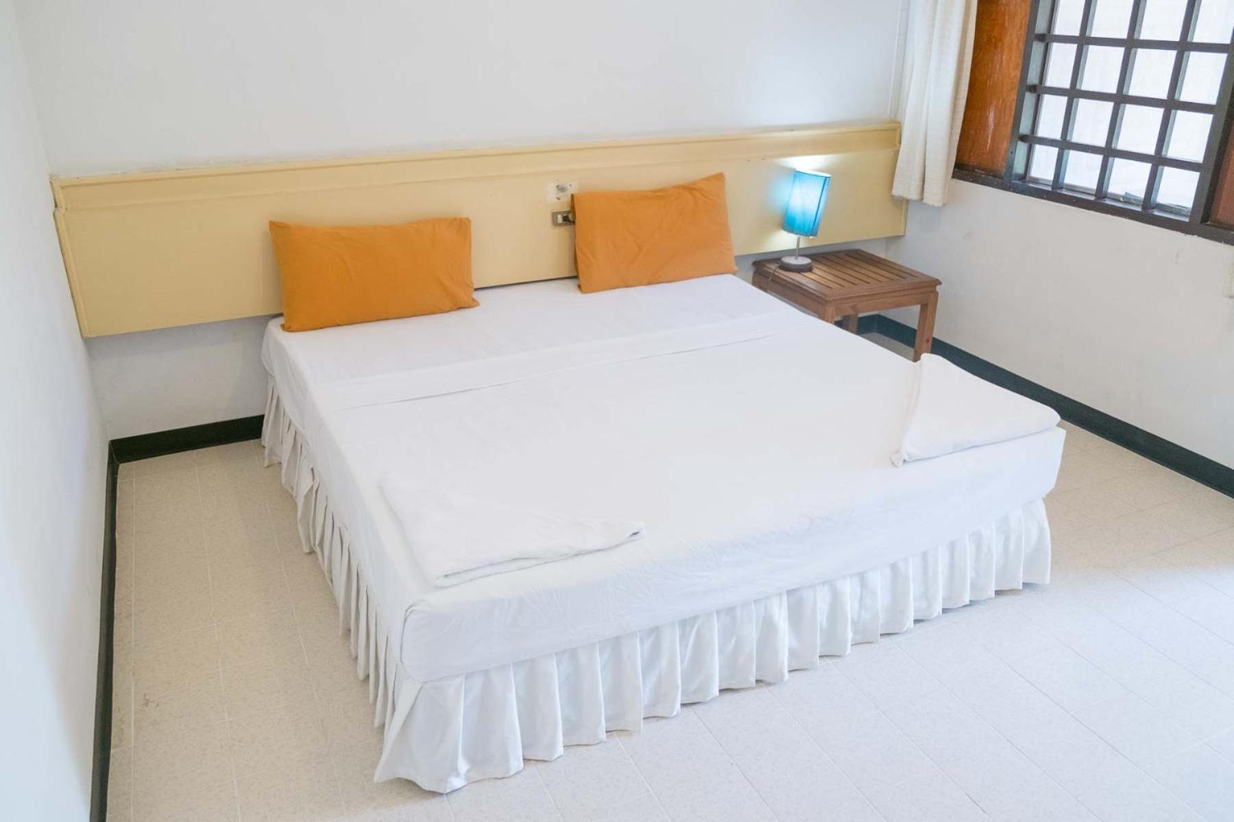Standard Double Room with Fan - Photo 1
