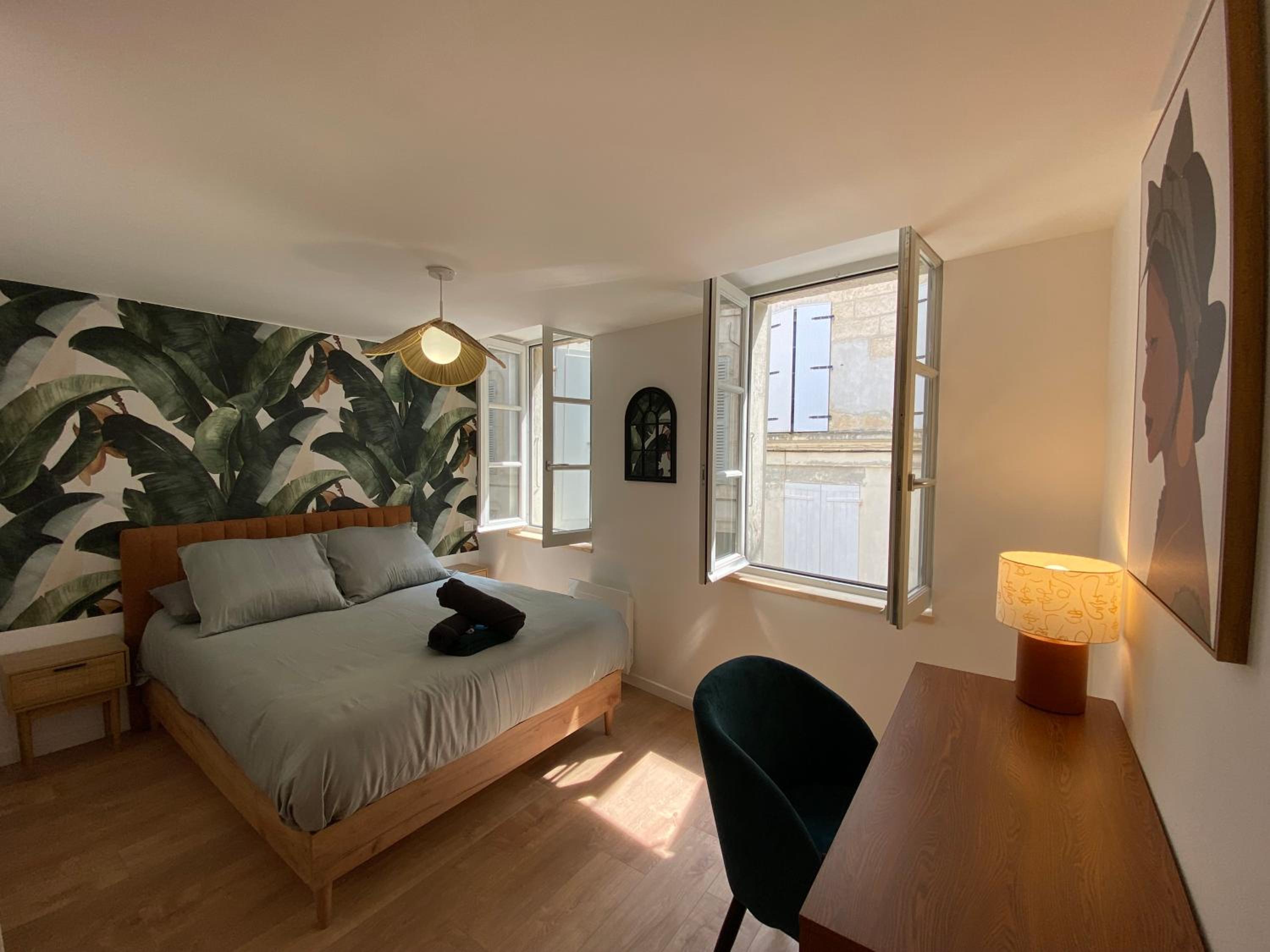 One-Bedroom Deluxe Apartment