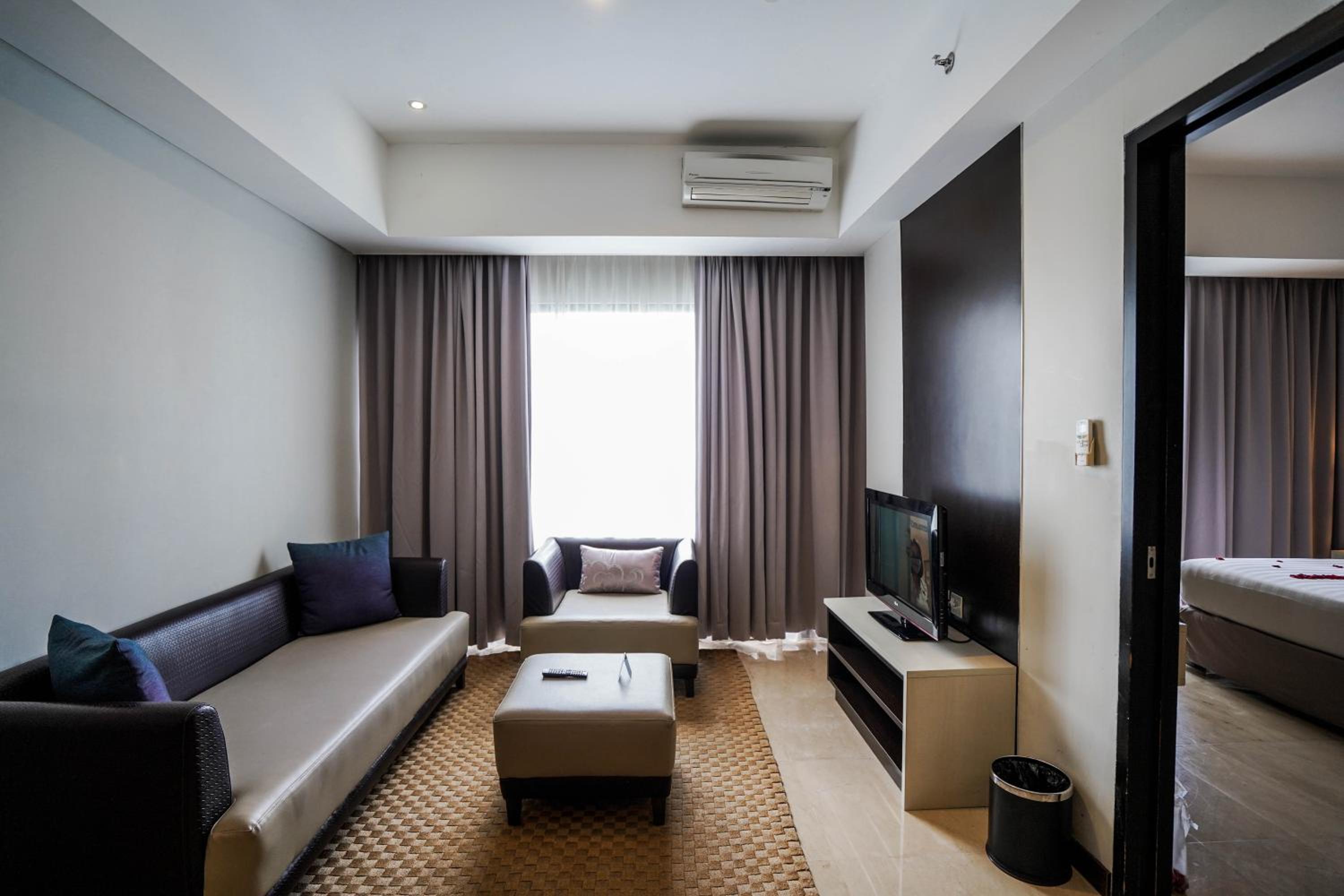 Executive Suite photo 3