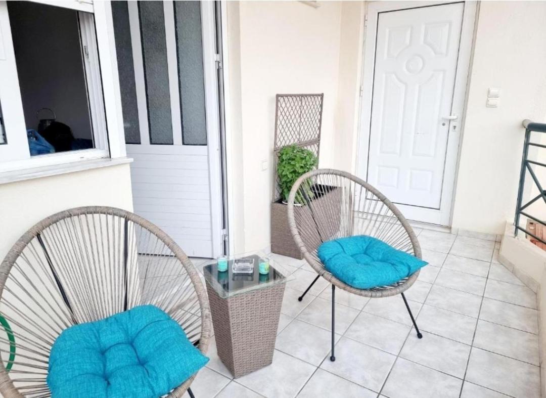 Apartment with View and Balcony photo 2