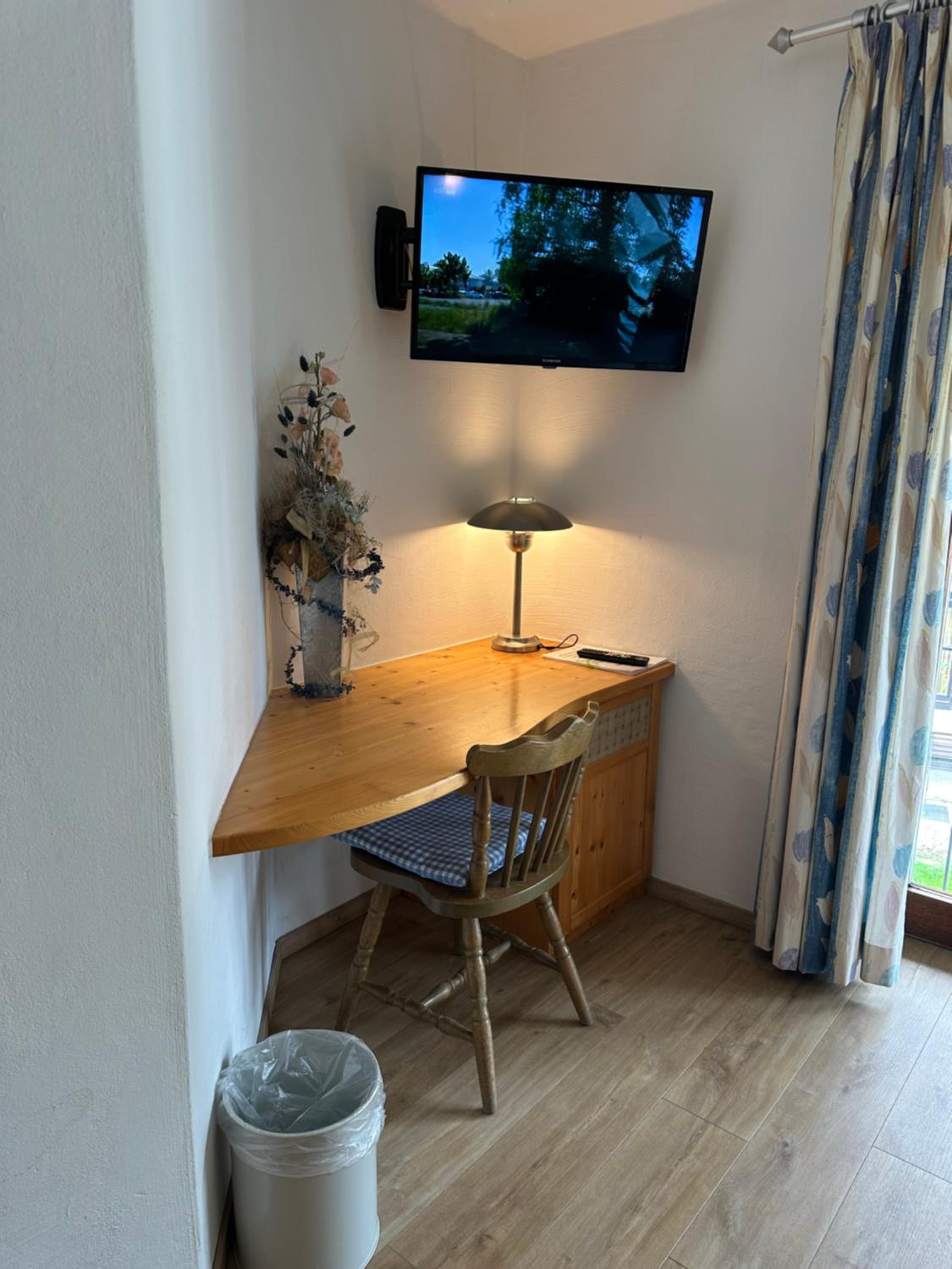 Double Room - Photo 15