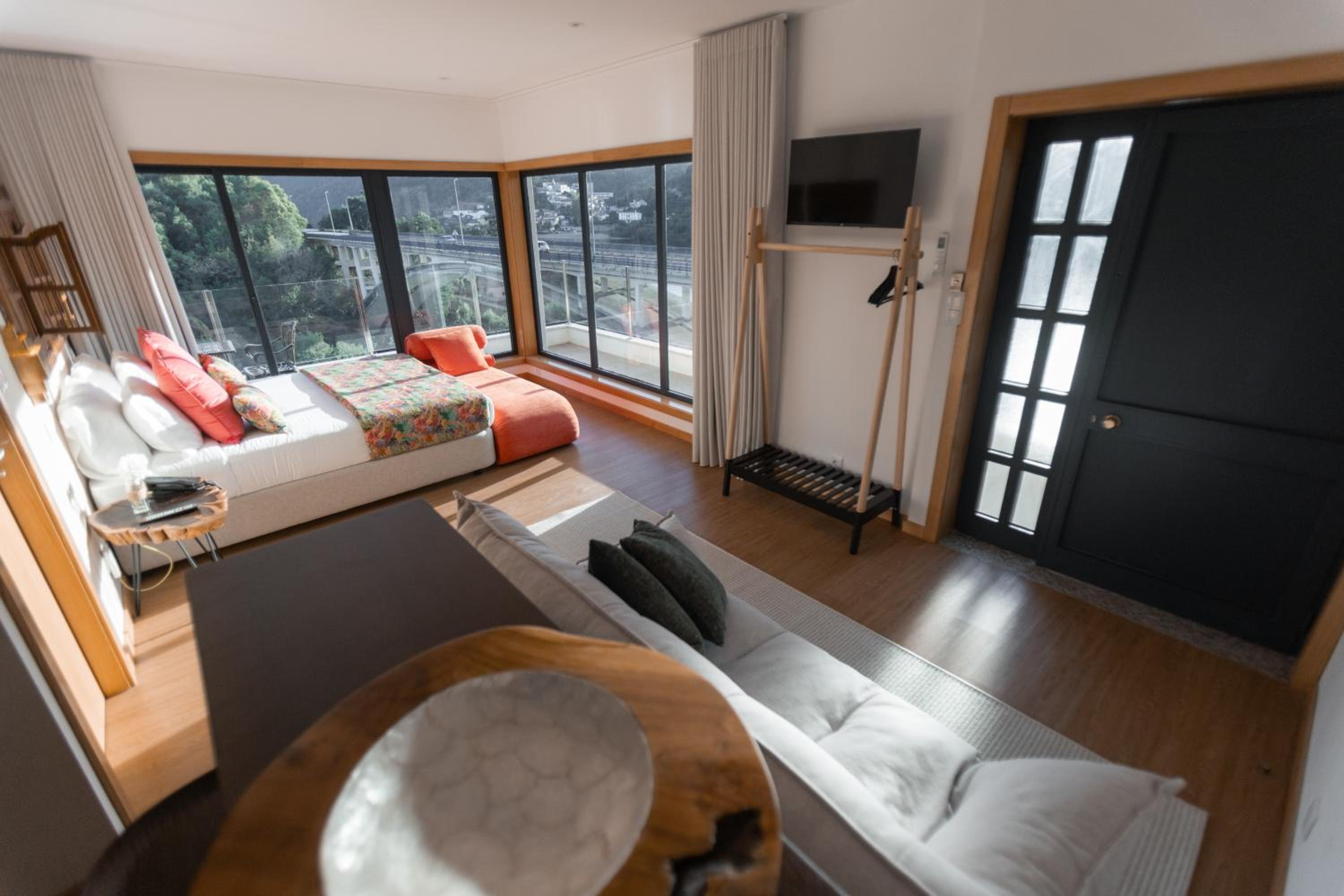 Studio Apartment with Balcony