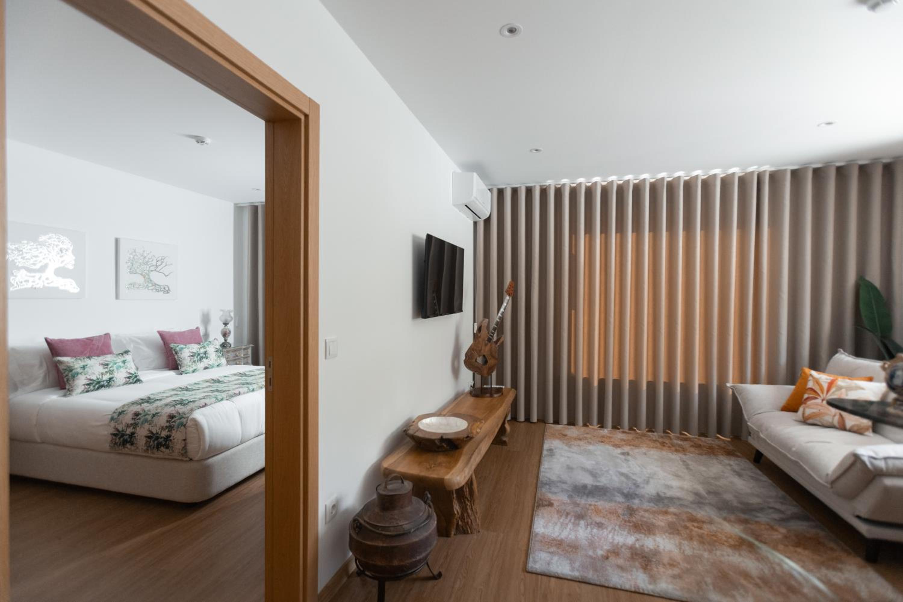 Superior One-Bedroom Apartment with Balcony