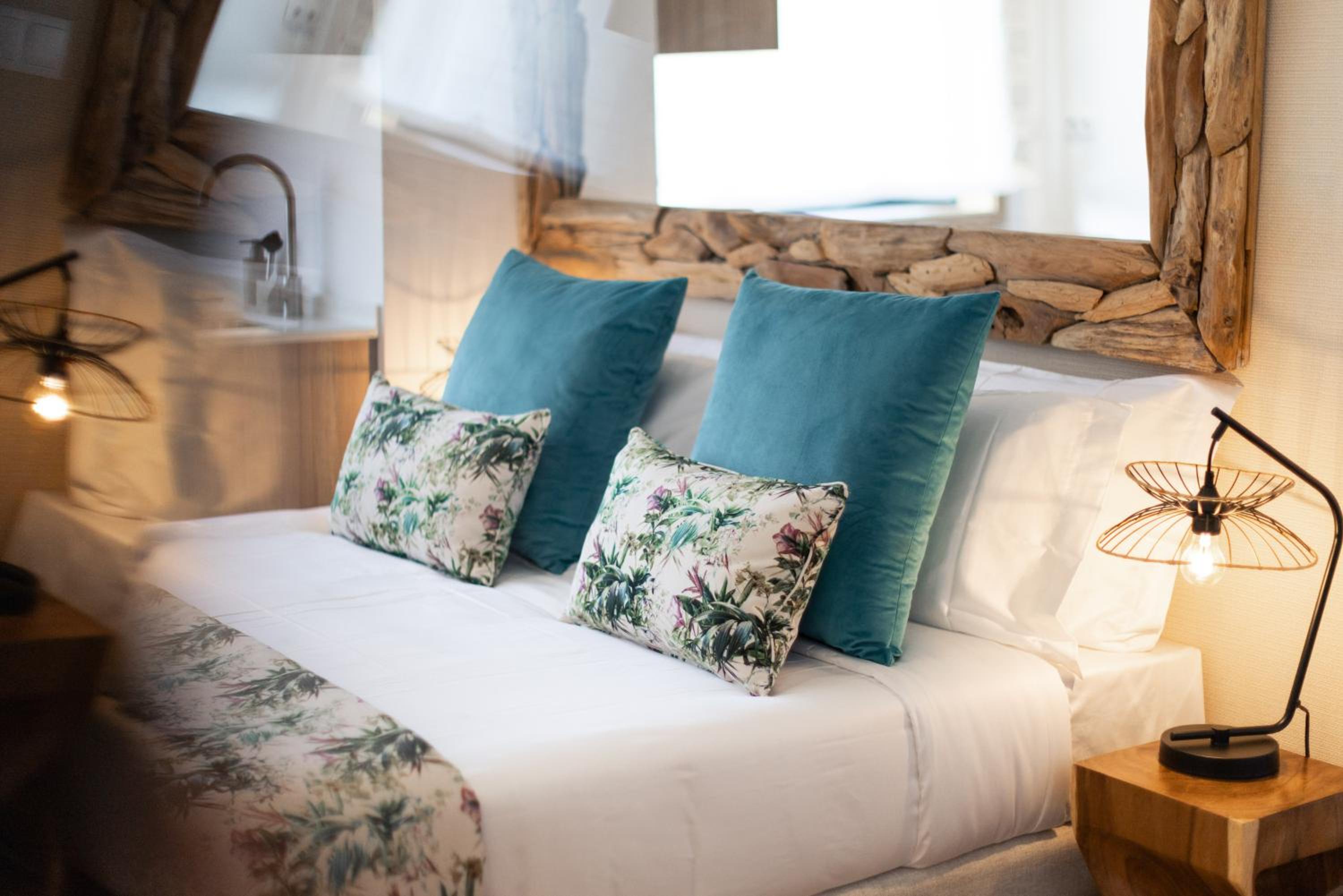 Suite with River View