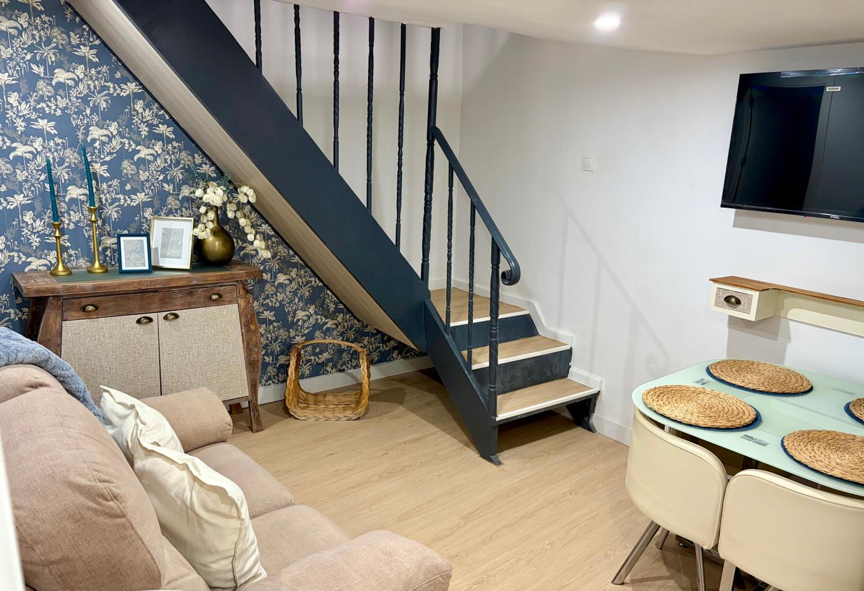 Two-Bedroom Deluxe Apartment