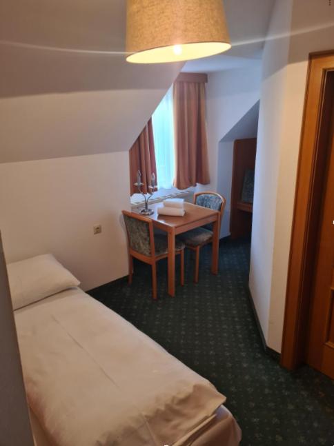 Triple Room photo 3