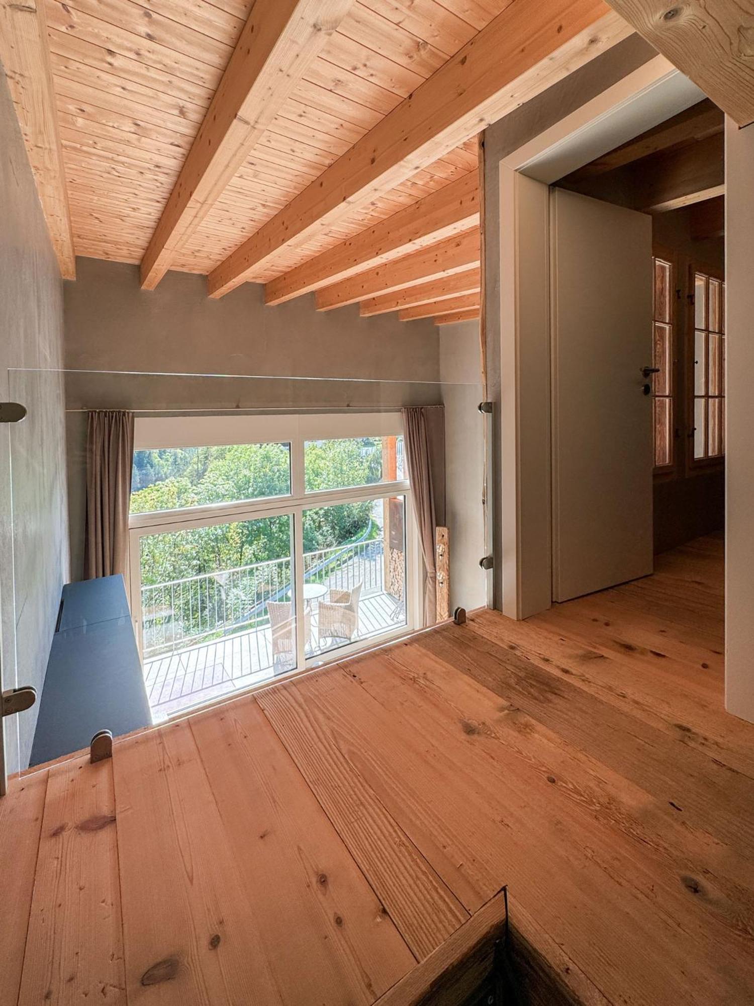One-Bedroom Loft Apartment with Balcony