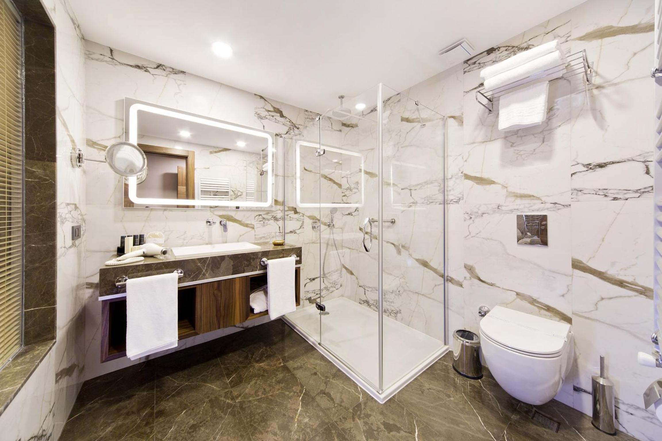 Quadruple Room - Photo 10