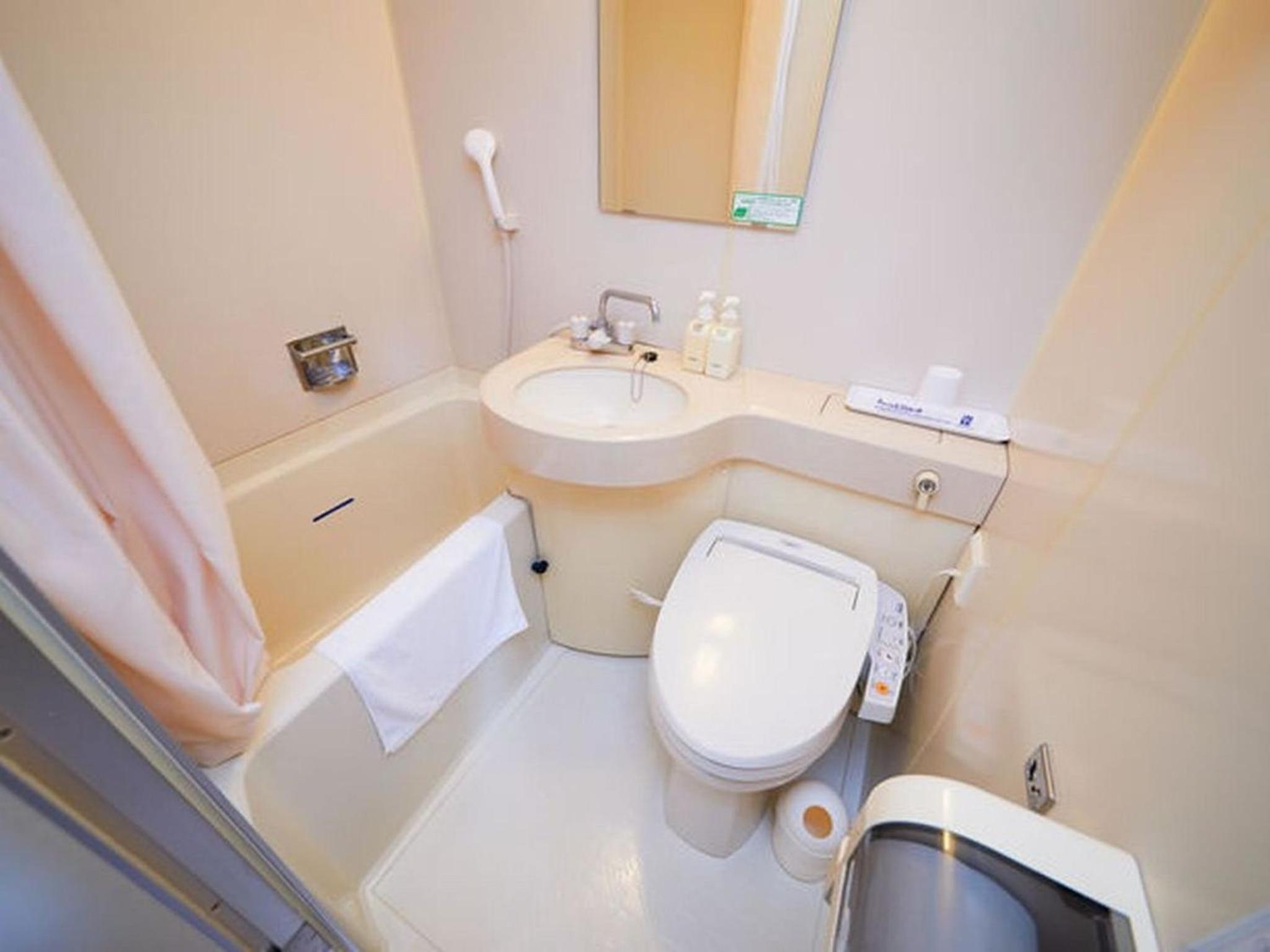 Double Room with Small Double Bed - Non-Smoking - Photo 2