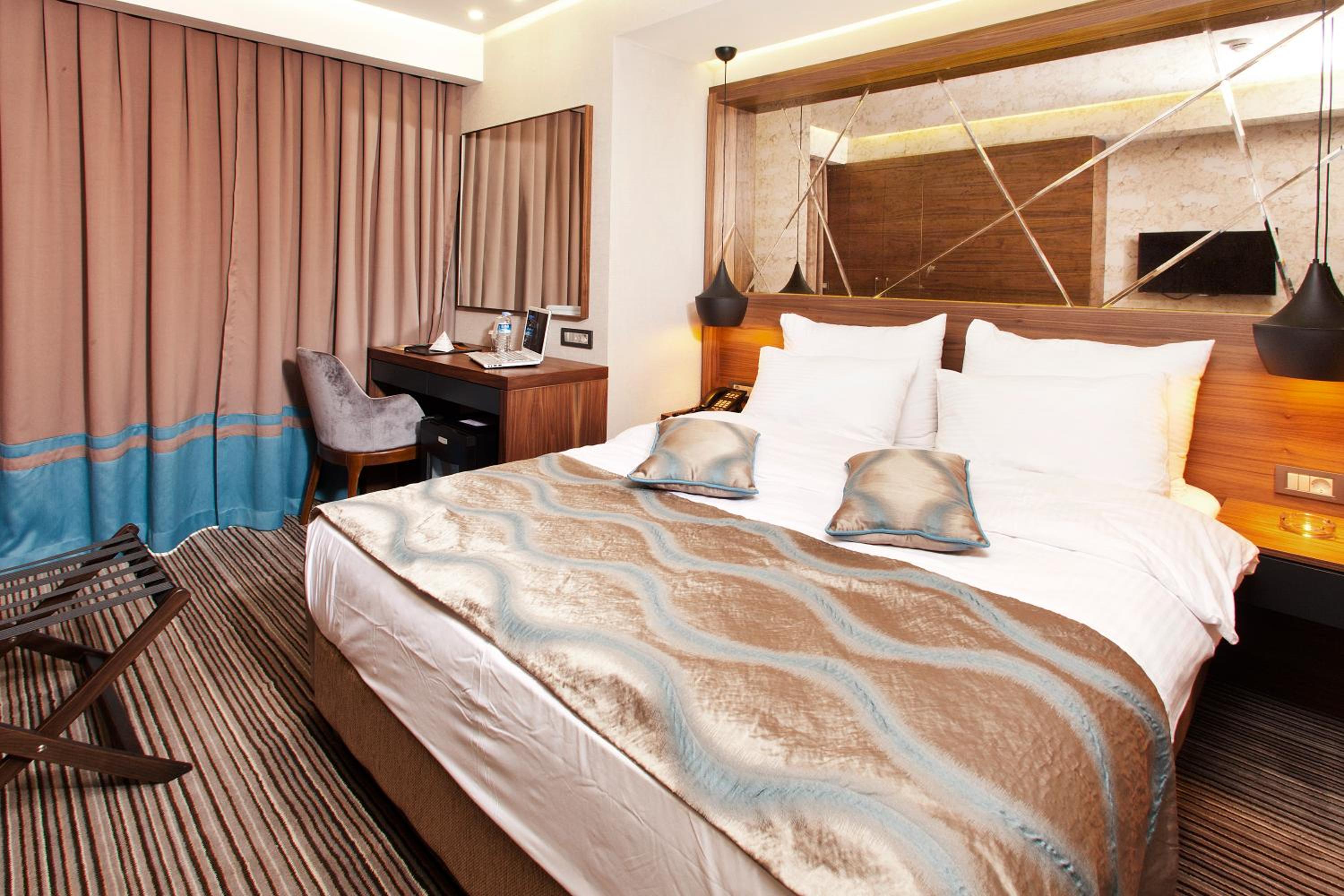 Double Room - Photo 7