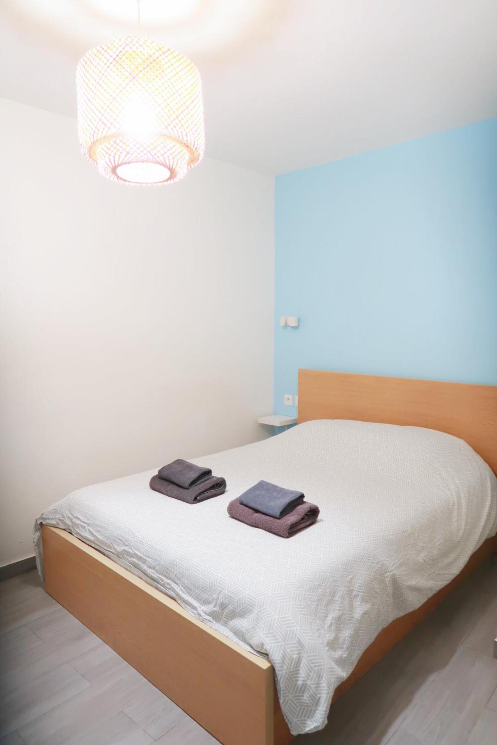 One-Bedroom Apartment photo 2