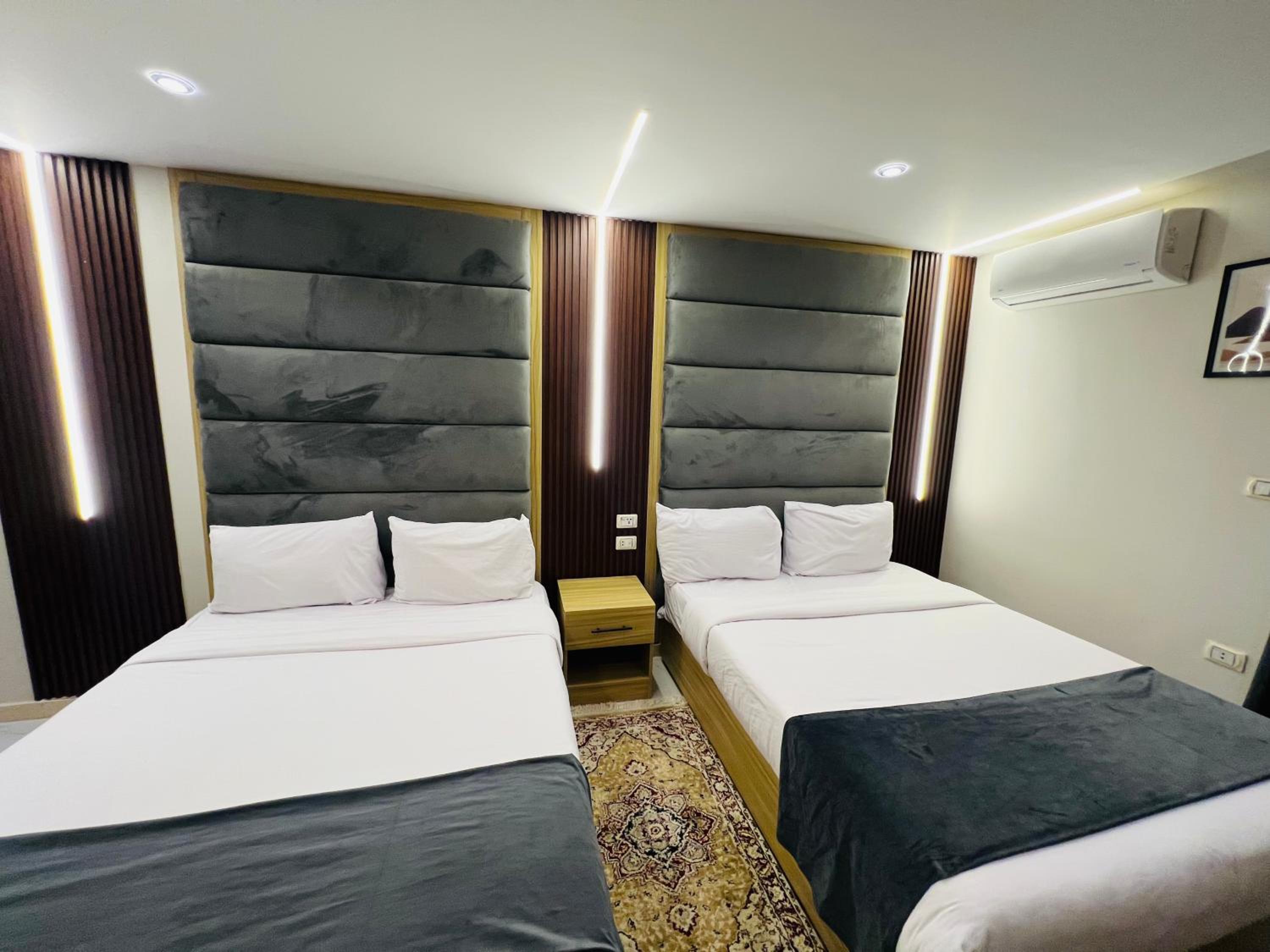 Deluxe Single Room