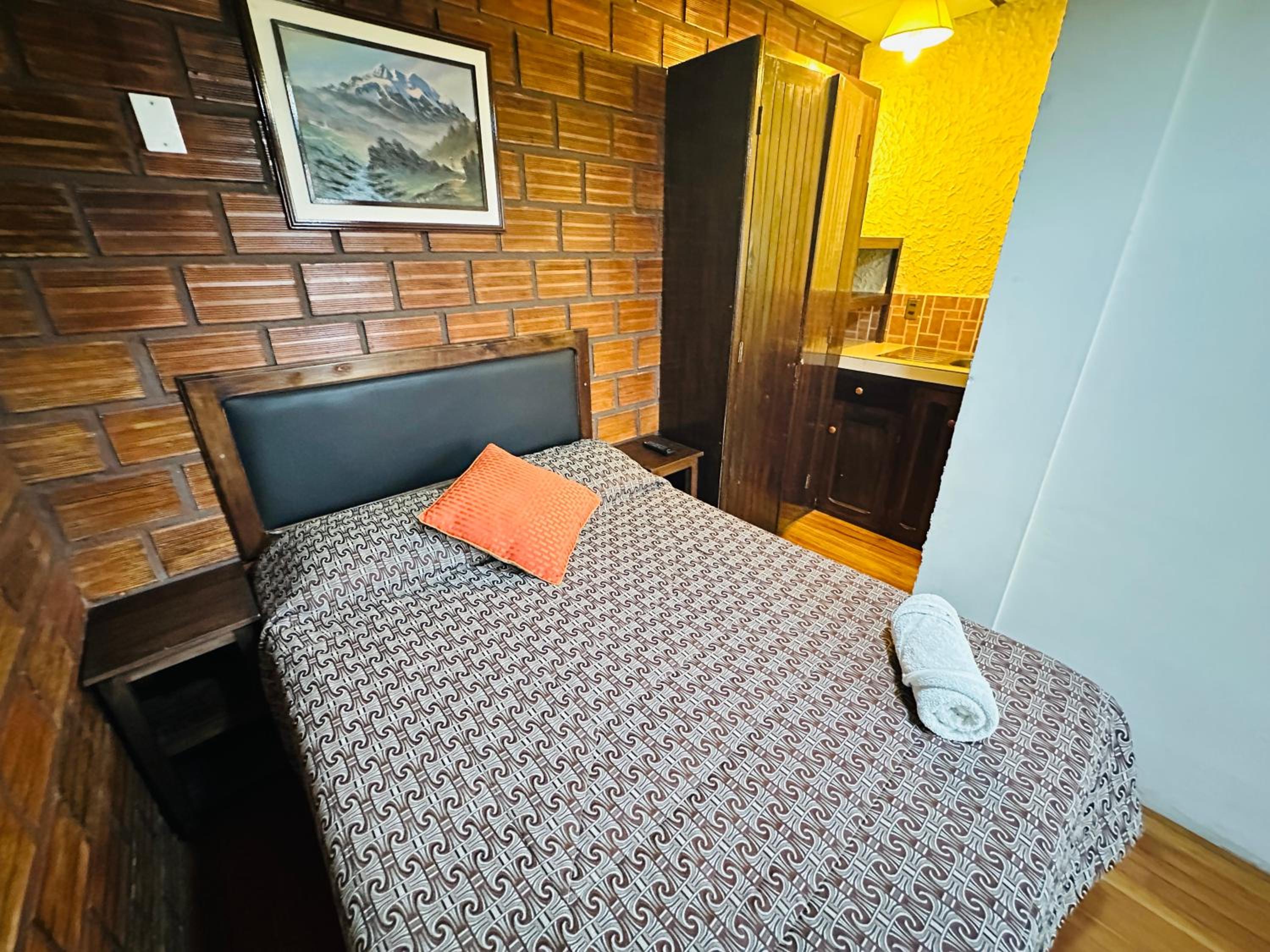 Economy Double Room