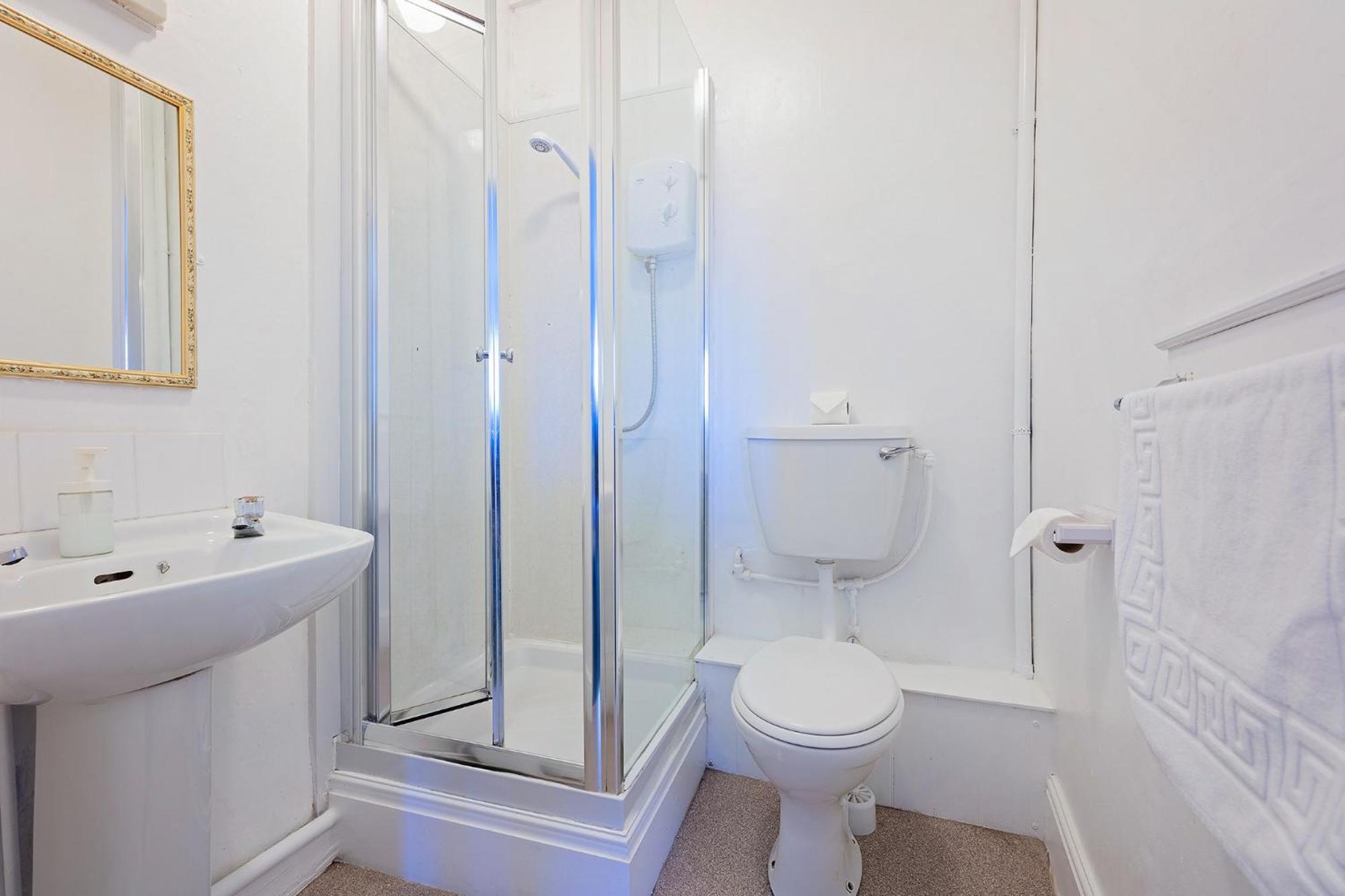 Family Room with Bathroom - Photo 5