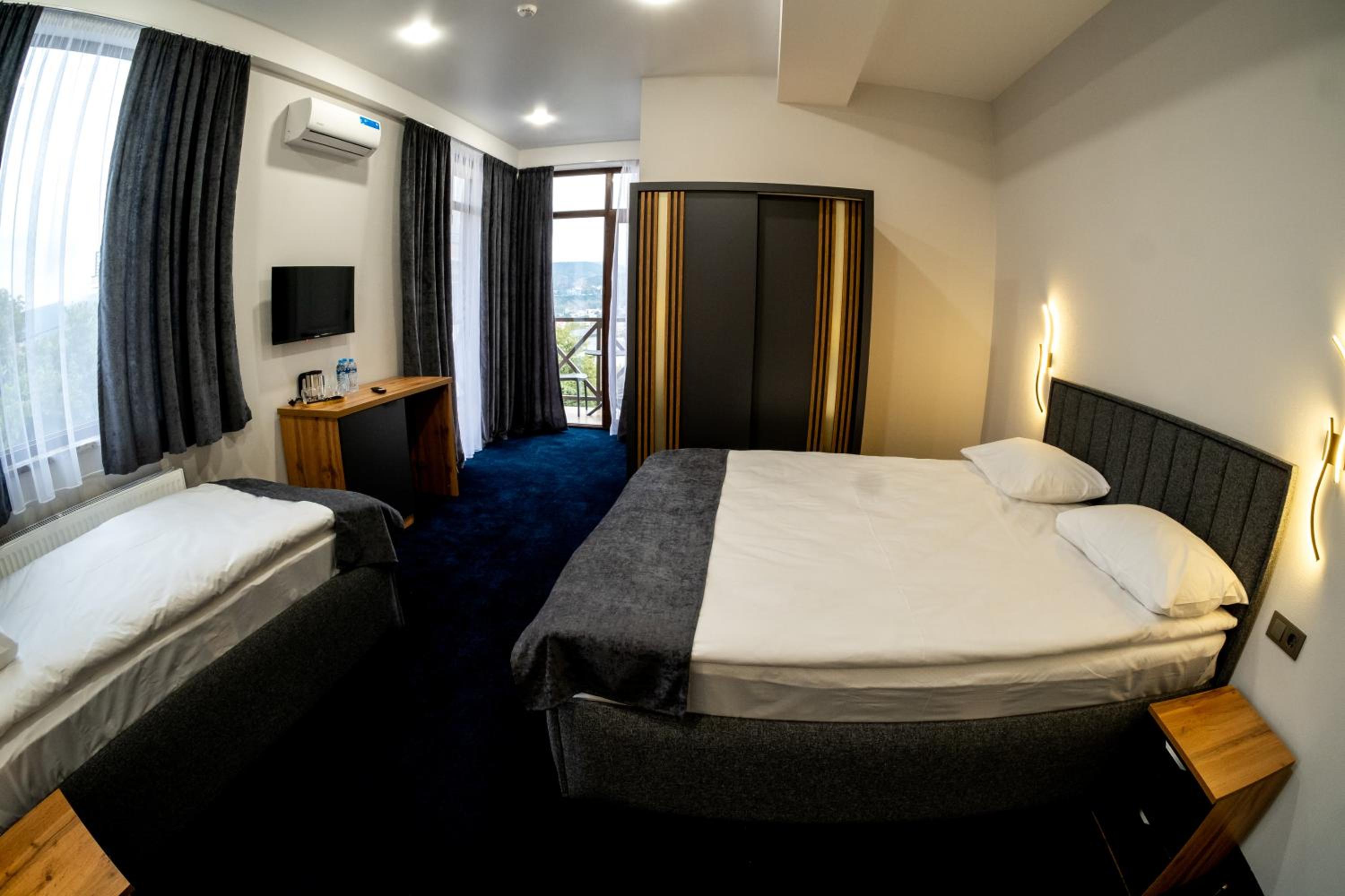 Triple Room with Balcony
