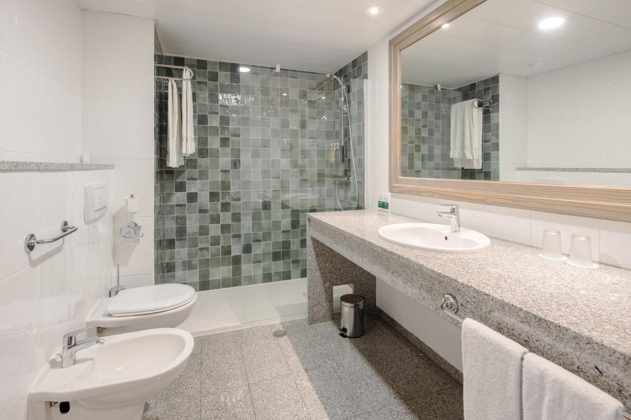 Standard Double Room with Two Single Beds and Single Sofa Bed