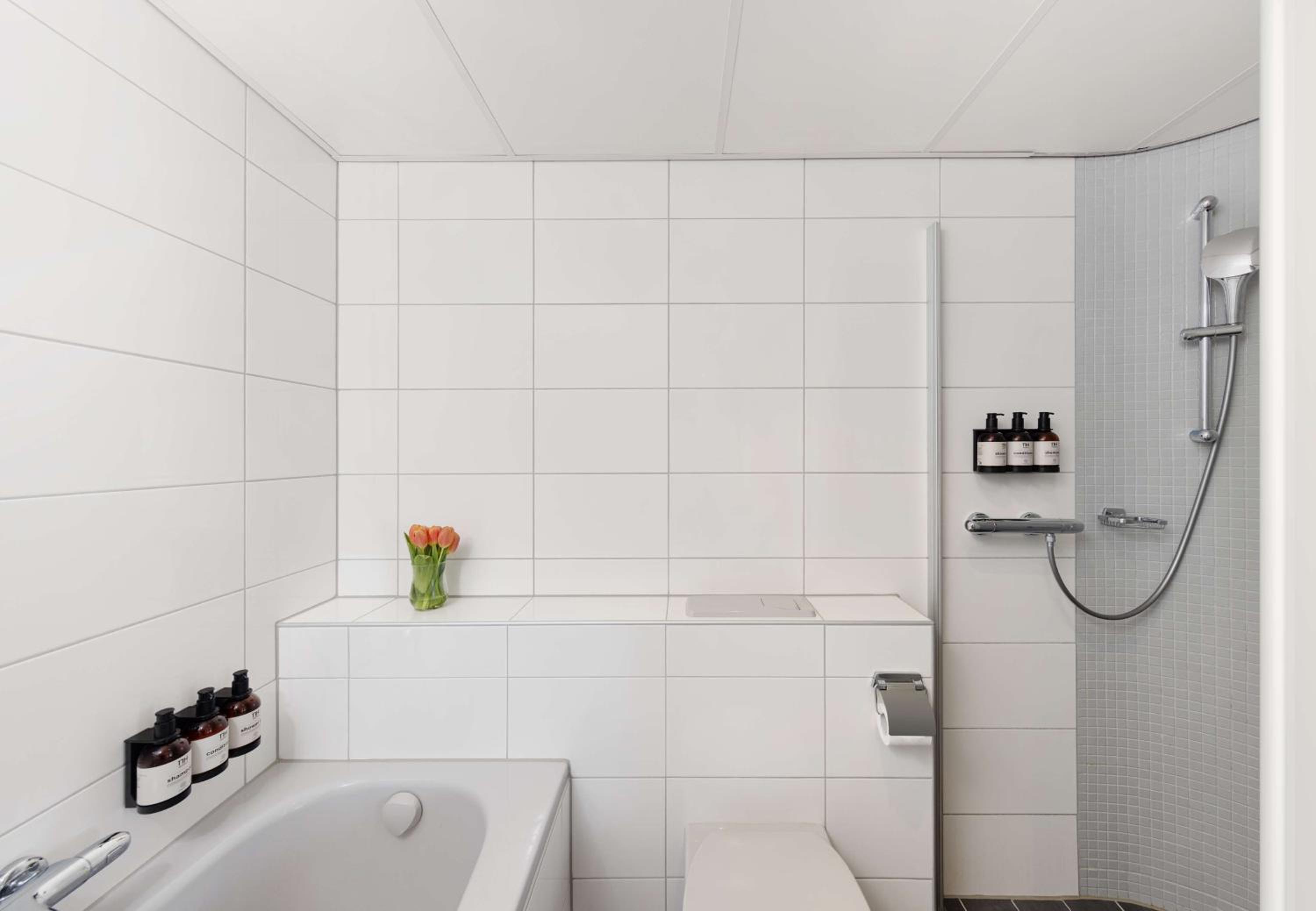 Standard Triple Room - Photo 2