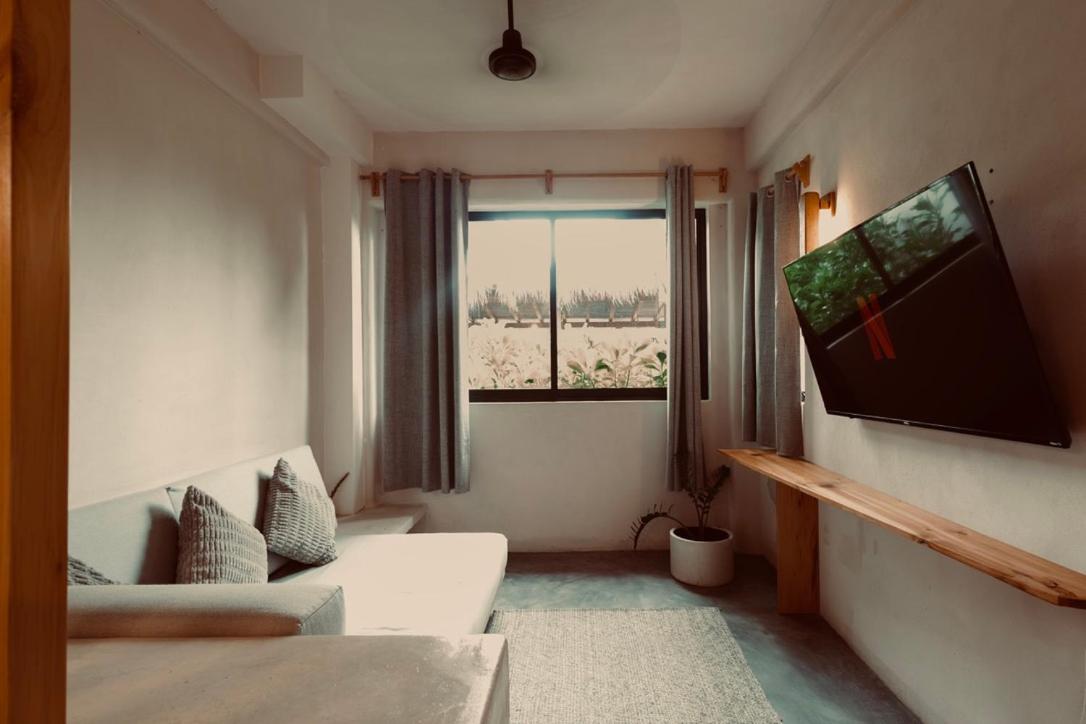Suite with Garden View