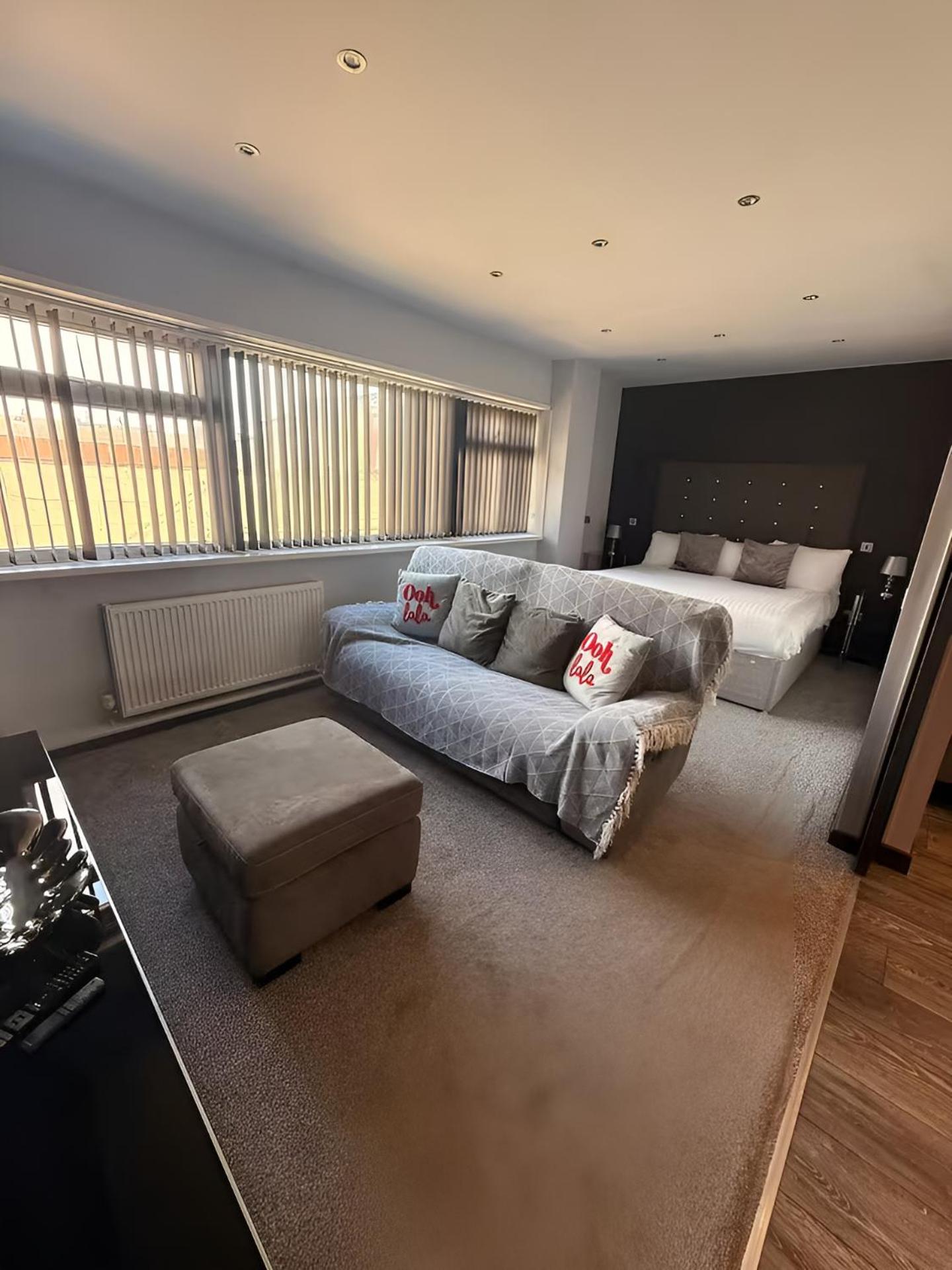 One-Bedroom Suite