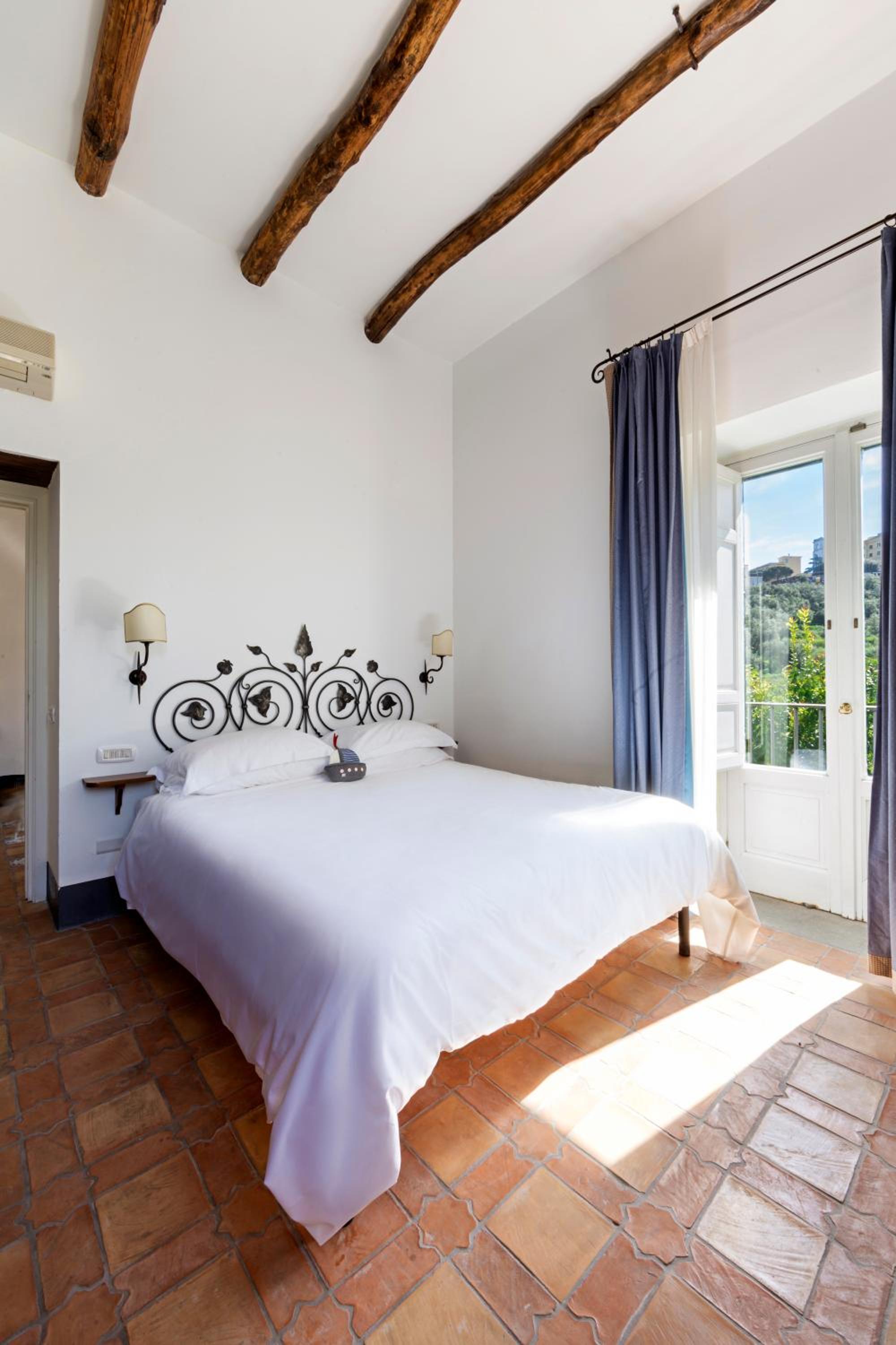 Family Room - La Corte