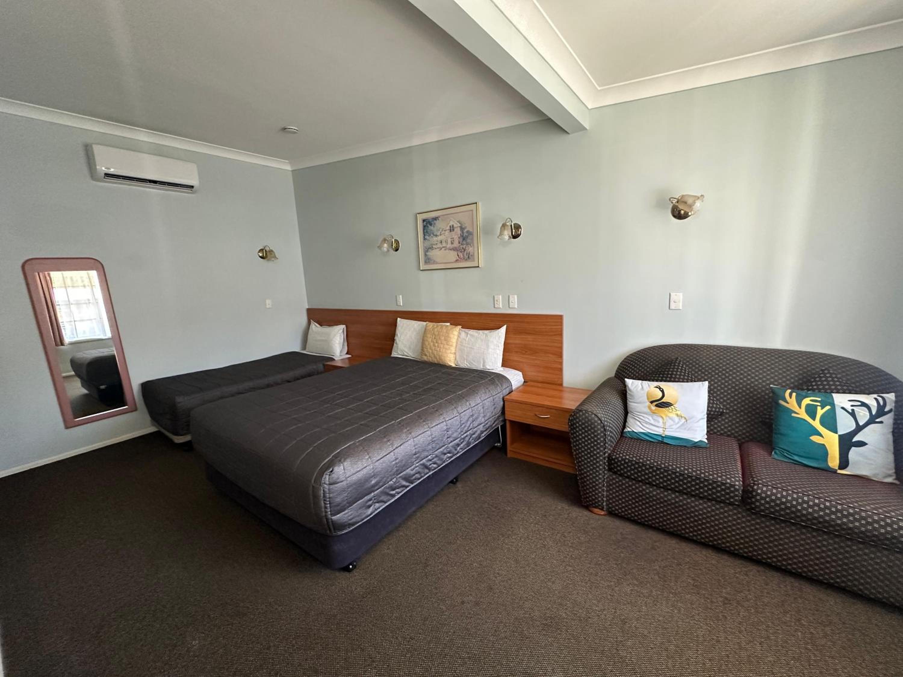 Double or Twin Room photo 1