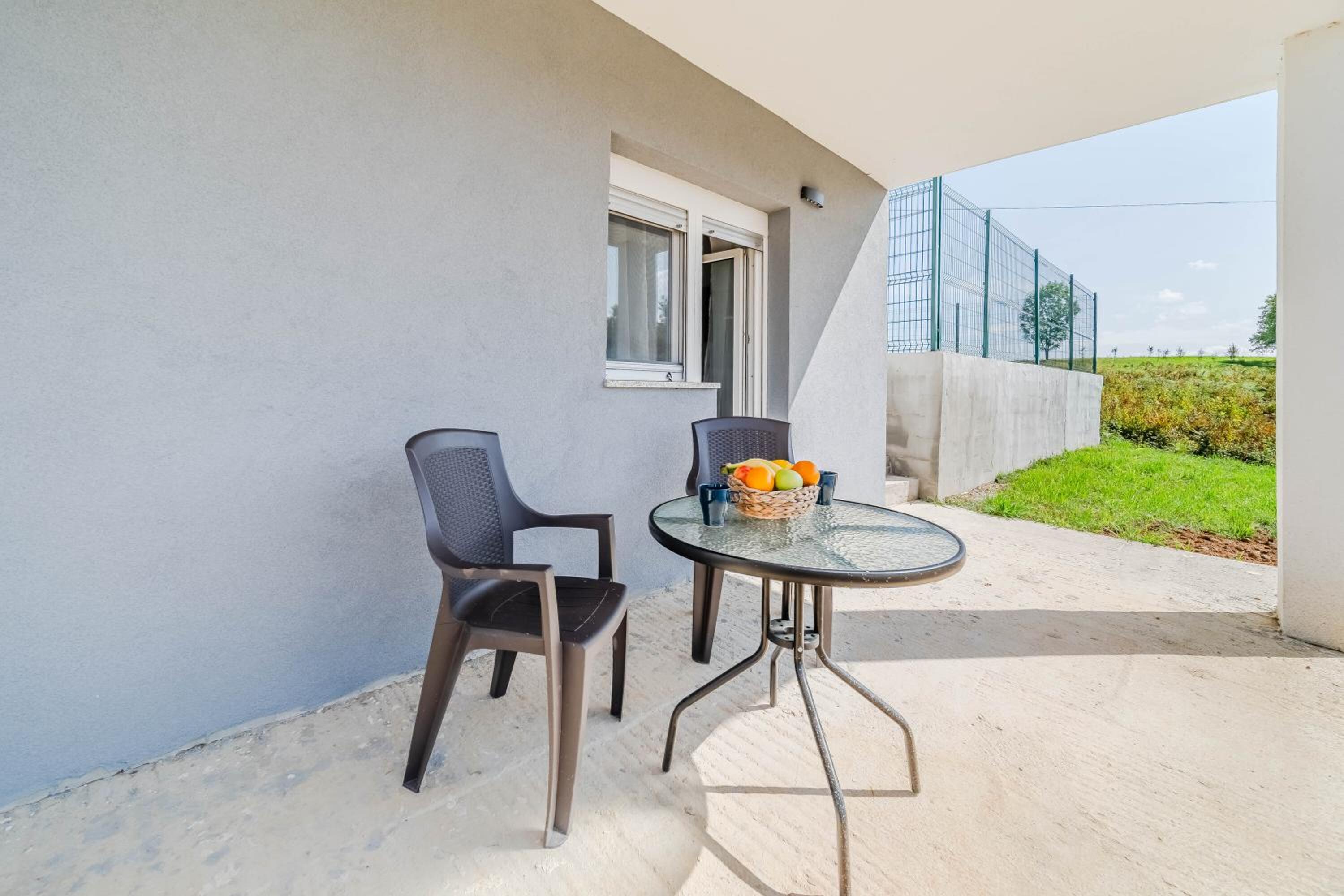 One Bedroom Apartment - Ground Floor 2