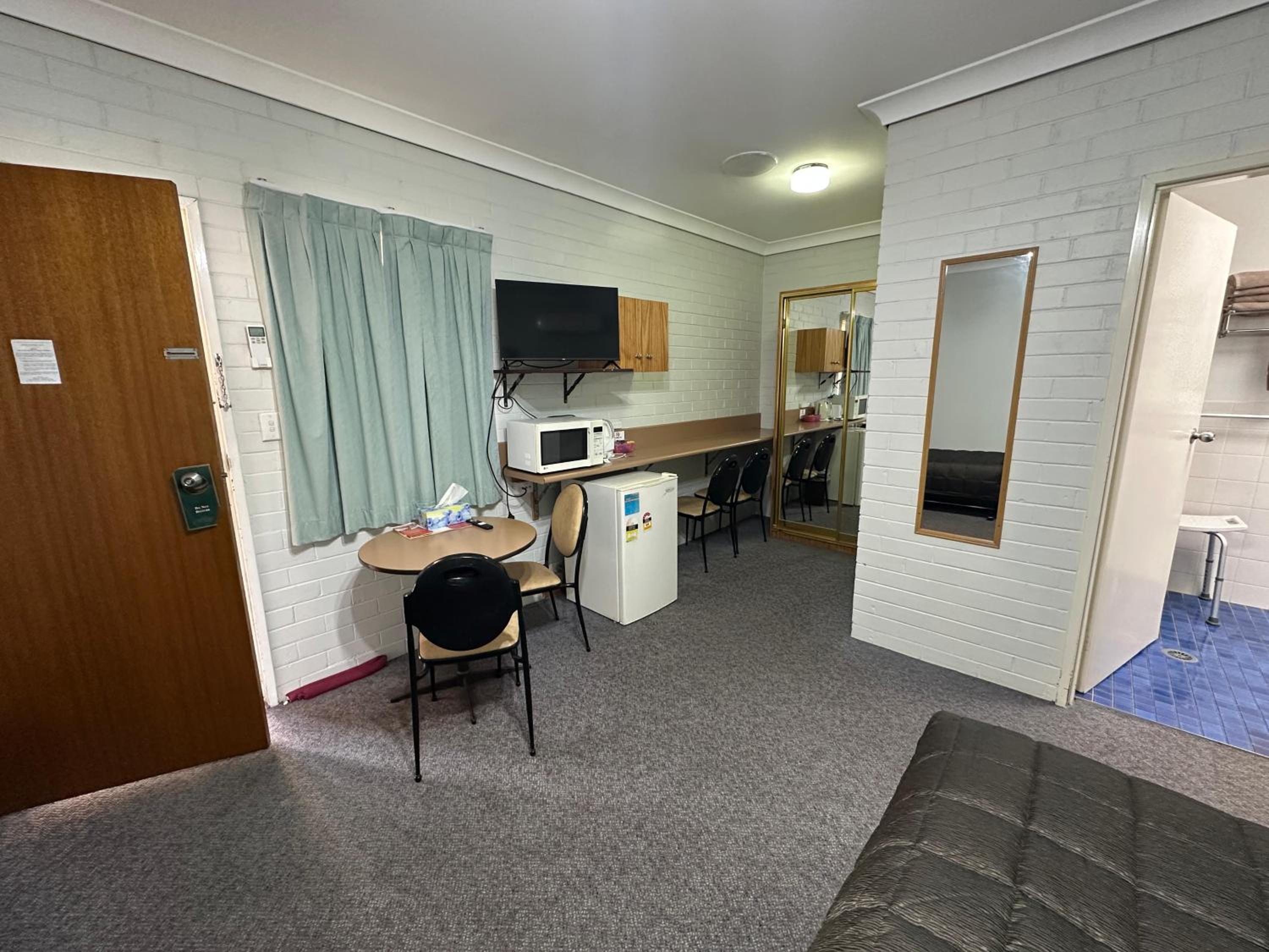 Family Room - Disability Access photo 3