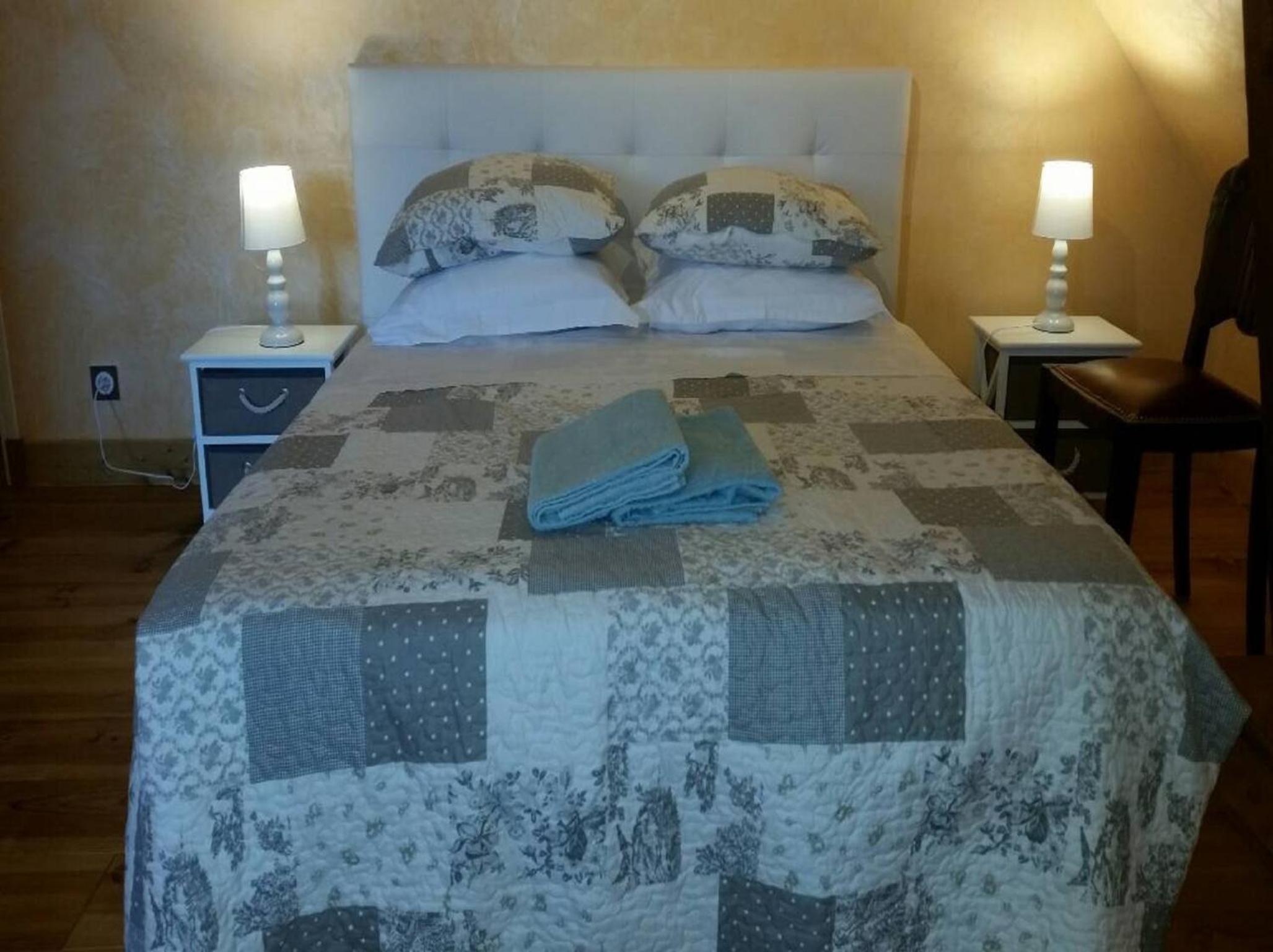 Double Room with Private Bathroom photo 2