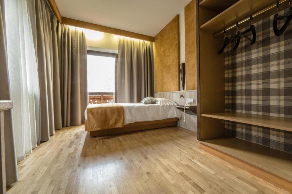 Deluxe Double or Twin Room with Balcony photo 2