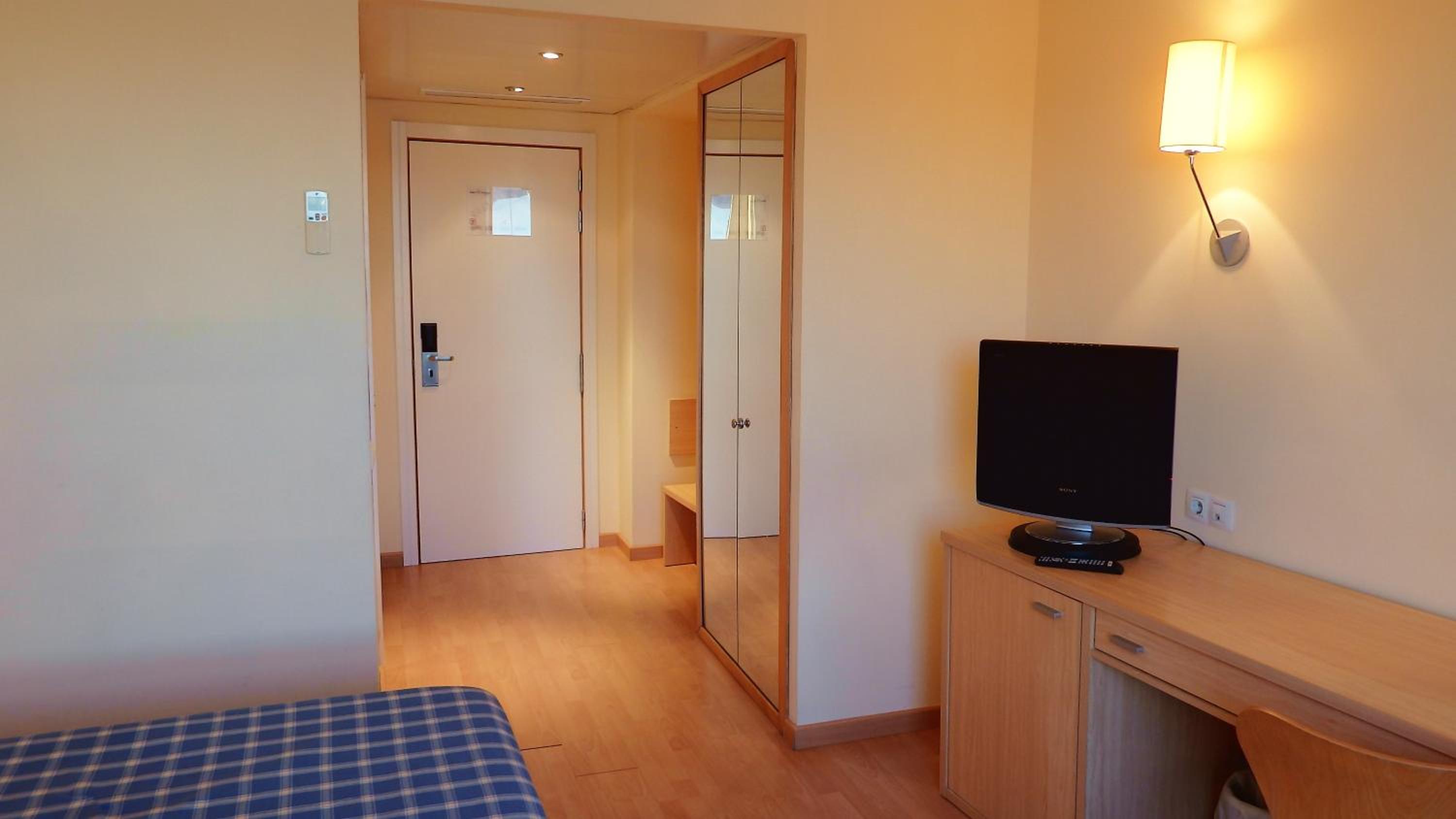 Superior Double Room - Photo 8