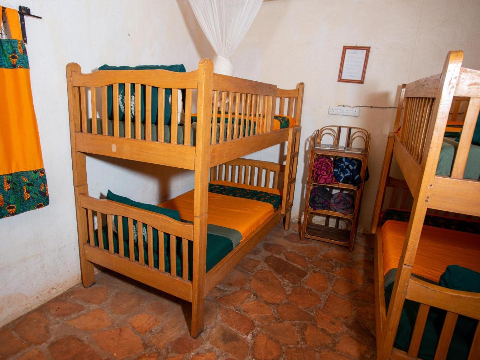 Bed in 4-Bed Female Dormitory Room photo 3