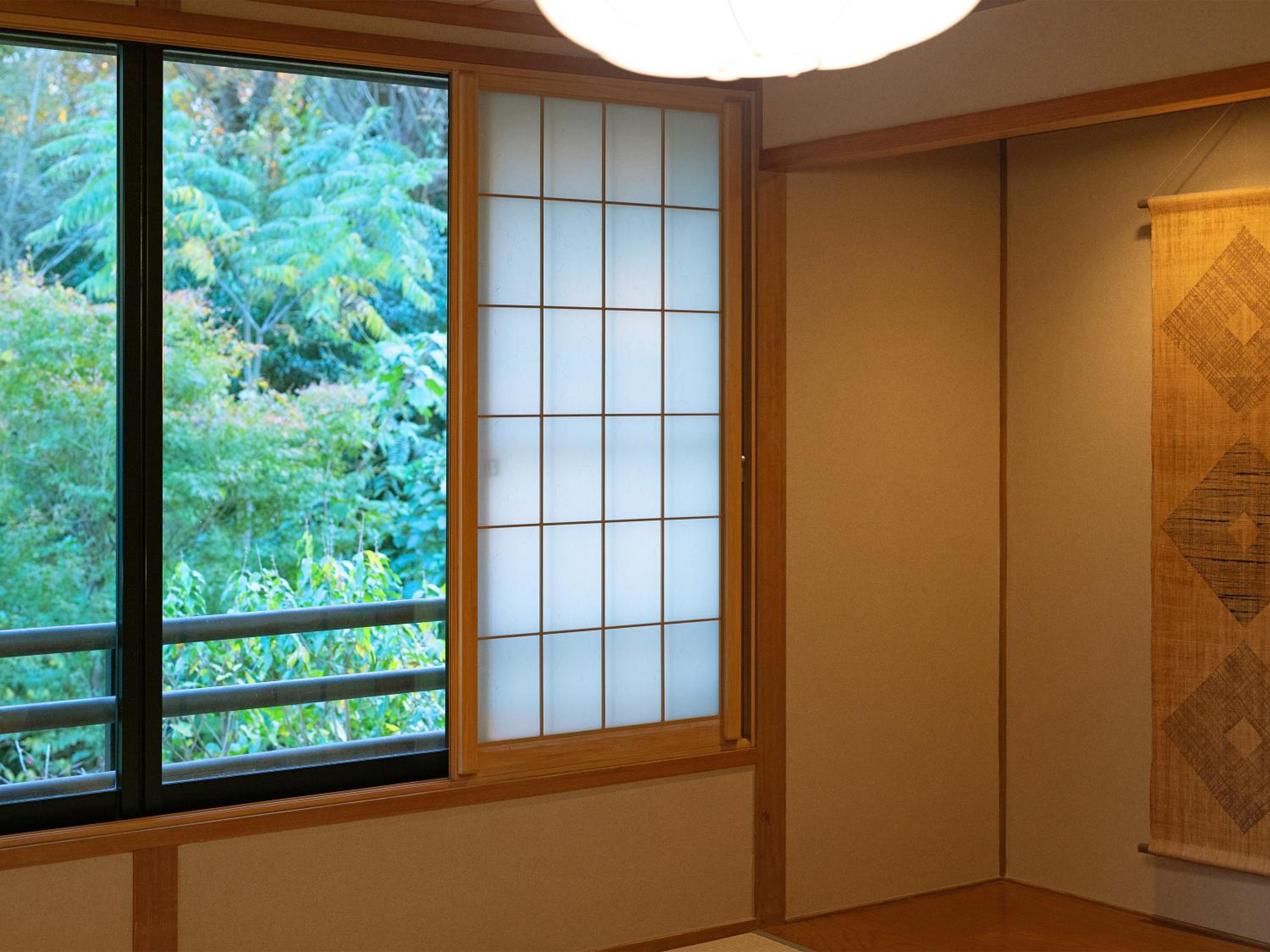 Japanese-Style Room with Shared Bathroom (13 Years Old or Older) photo 3