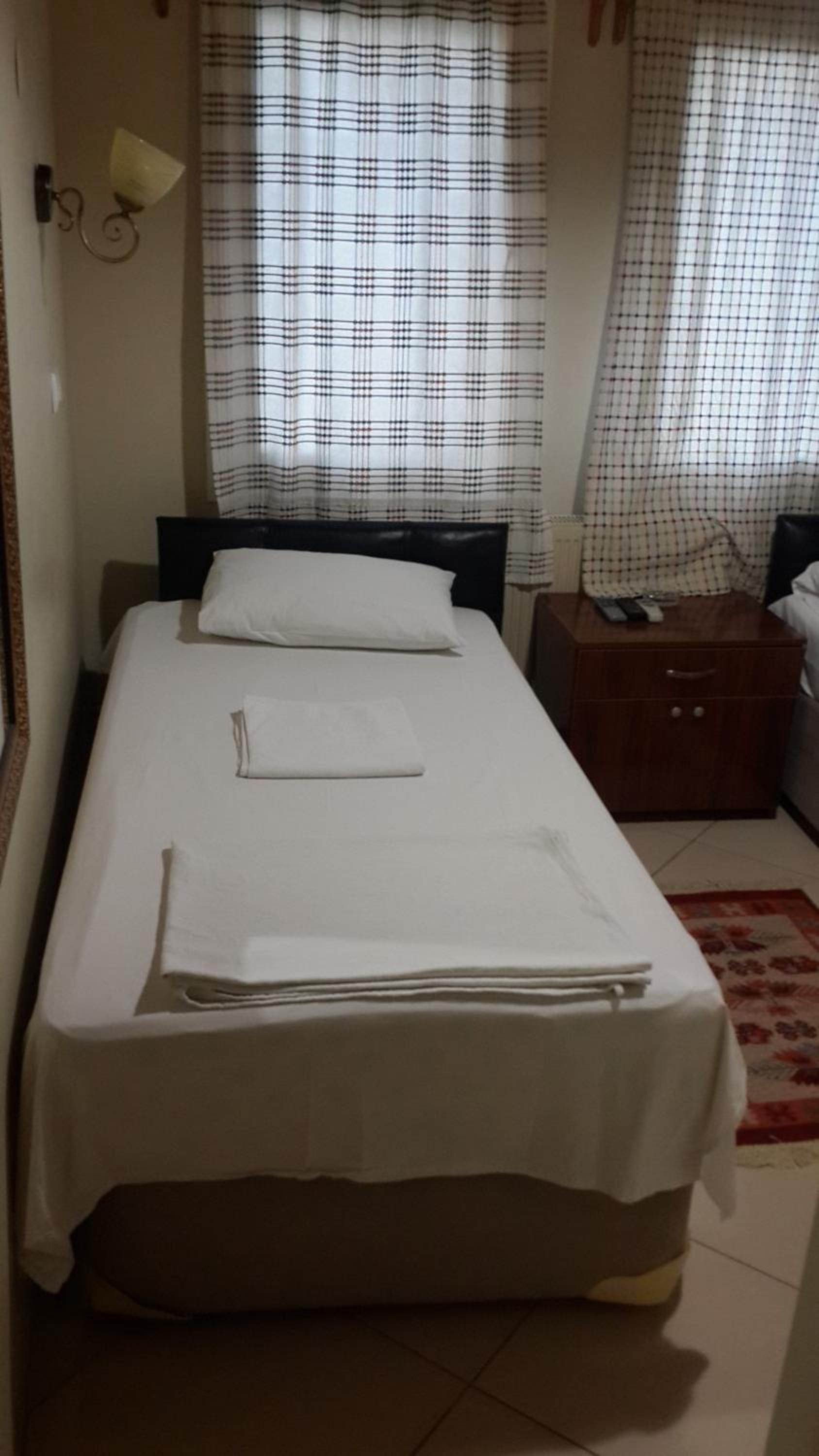 Standard Double or Twin Room photo 1
