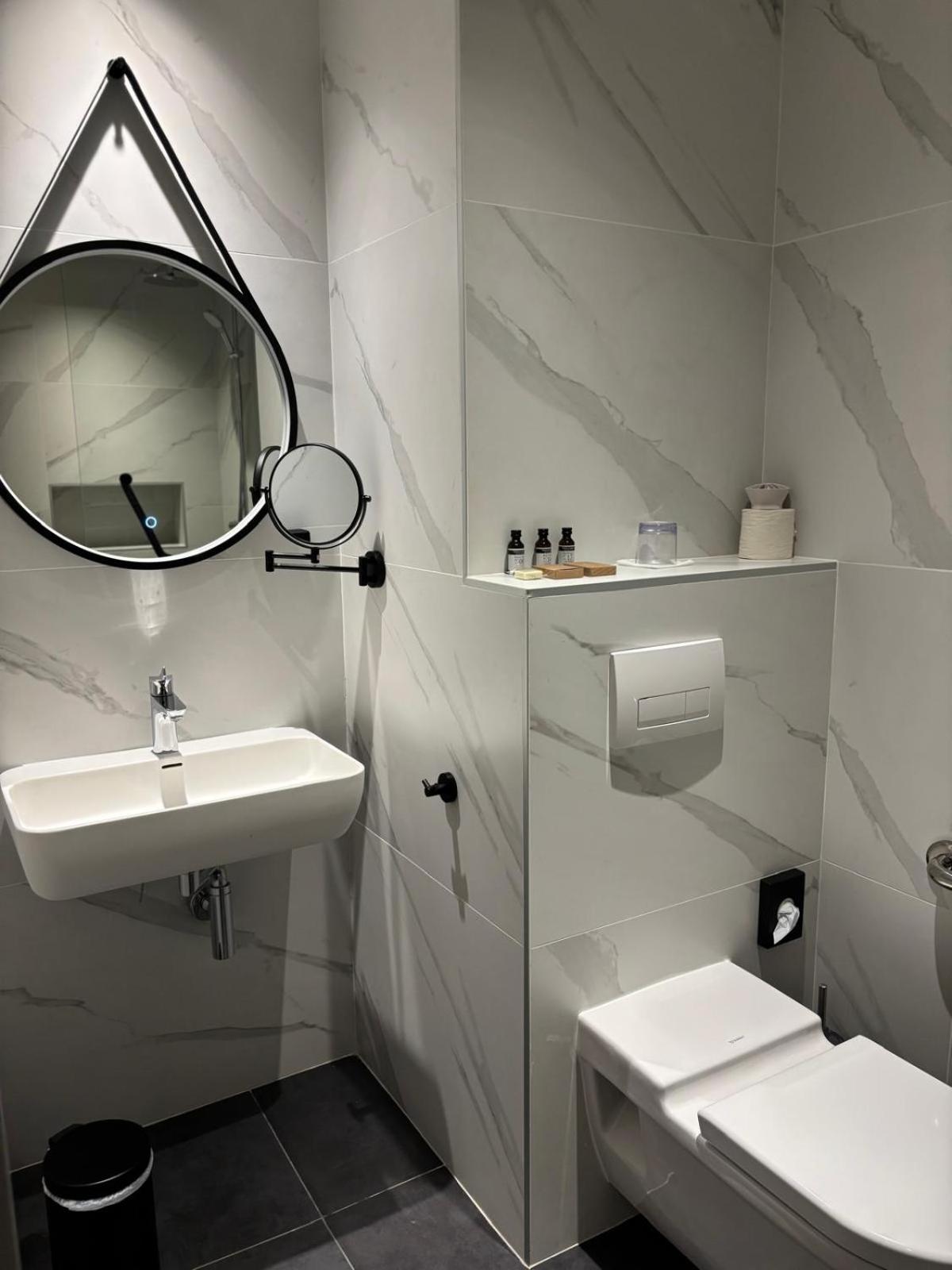 Single Room - Disability Access