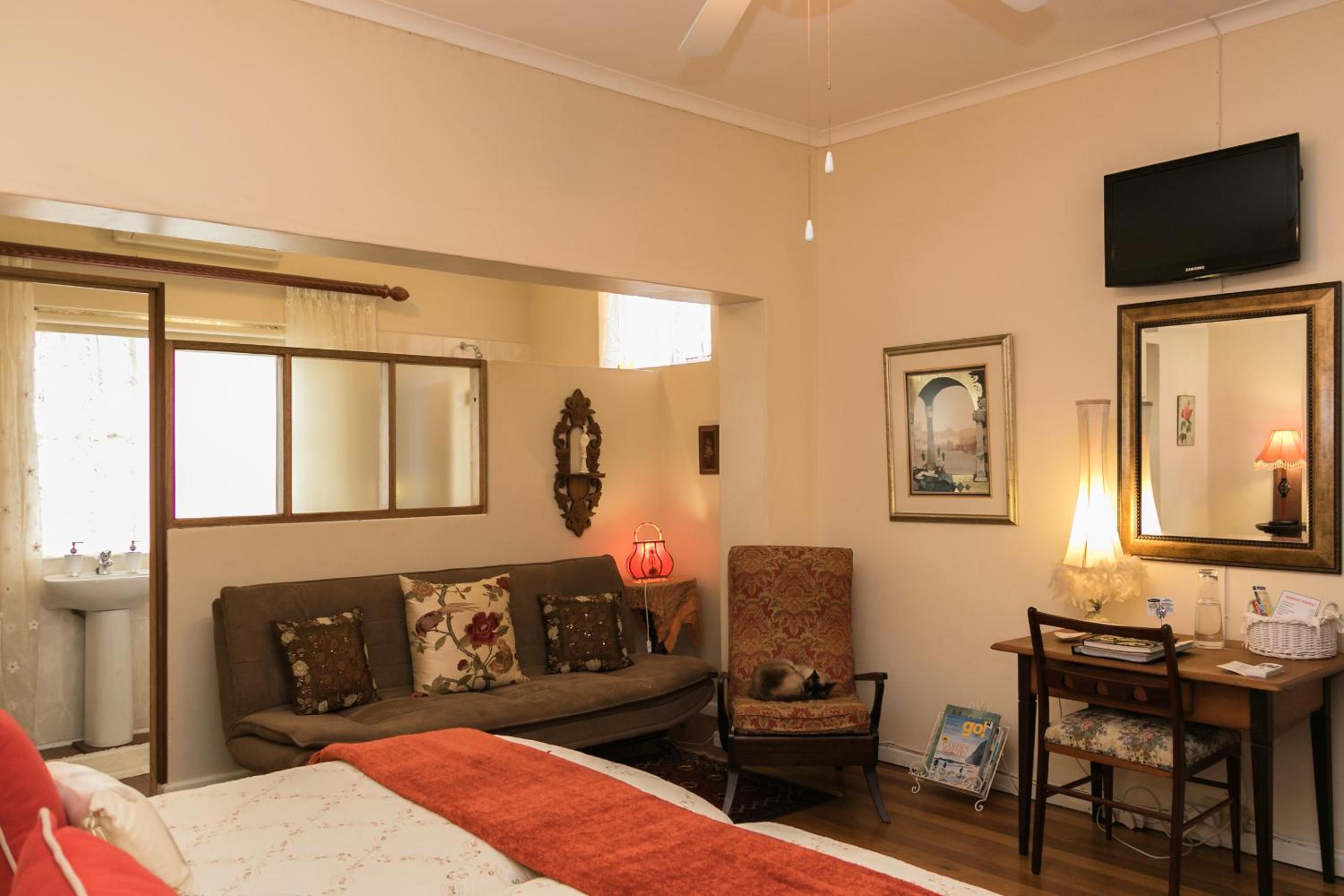 Double or Twin Room with Shower photo 2