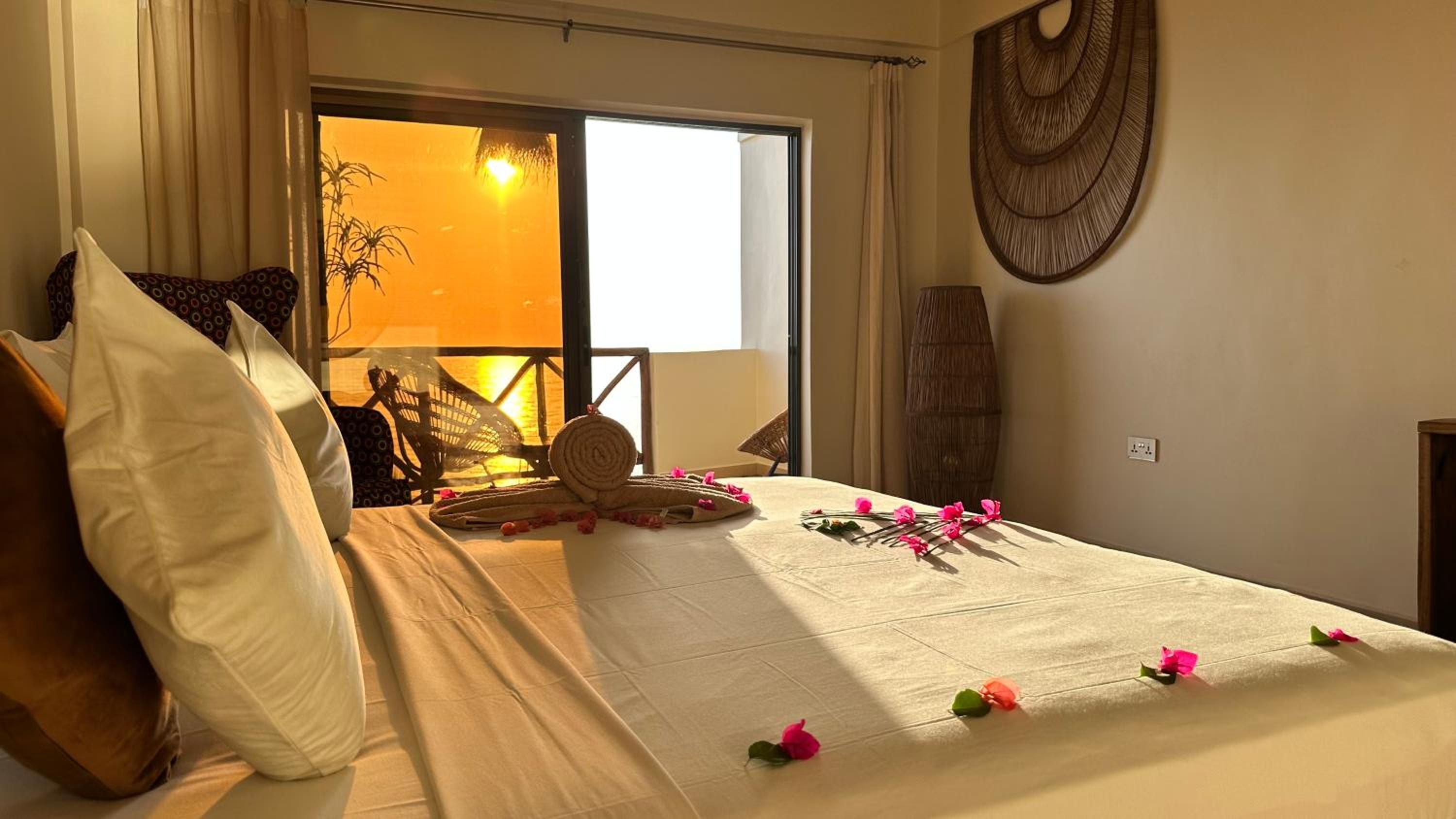 Deluxe Double or Twin Room with Ocean View