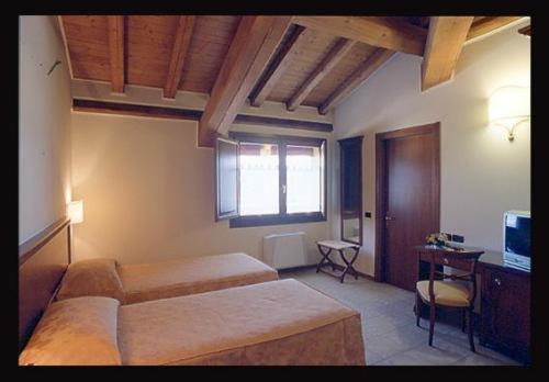 Triple Room - Photo 1