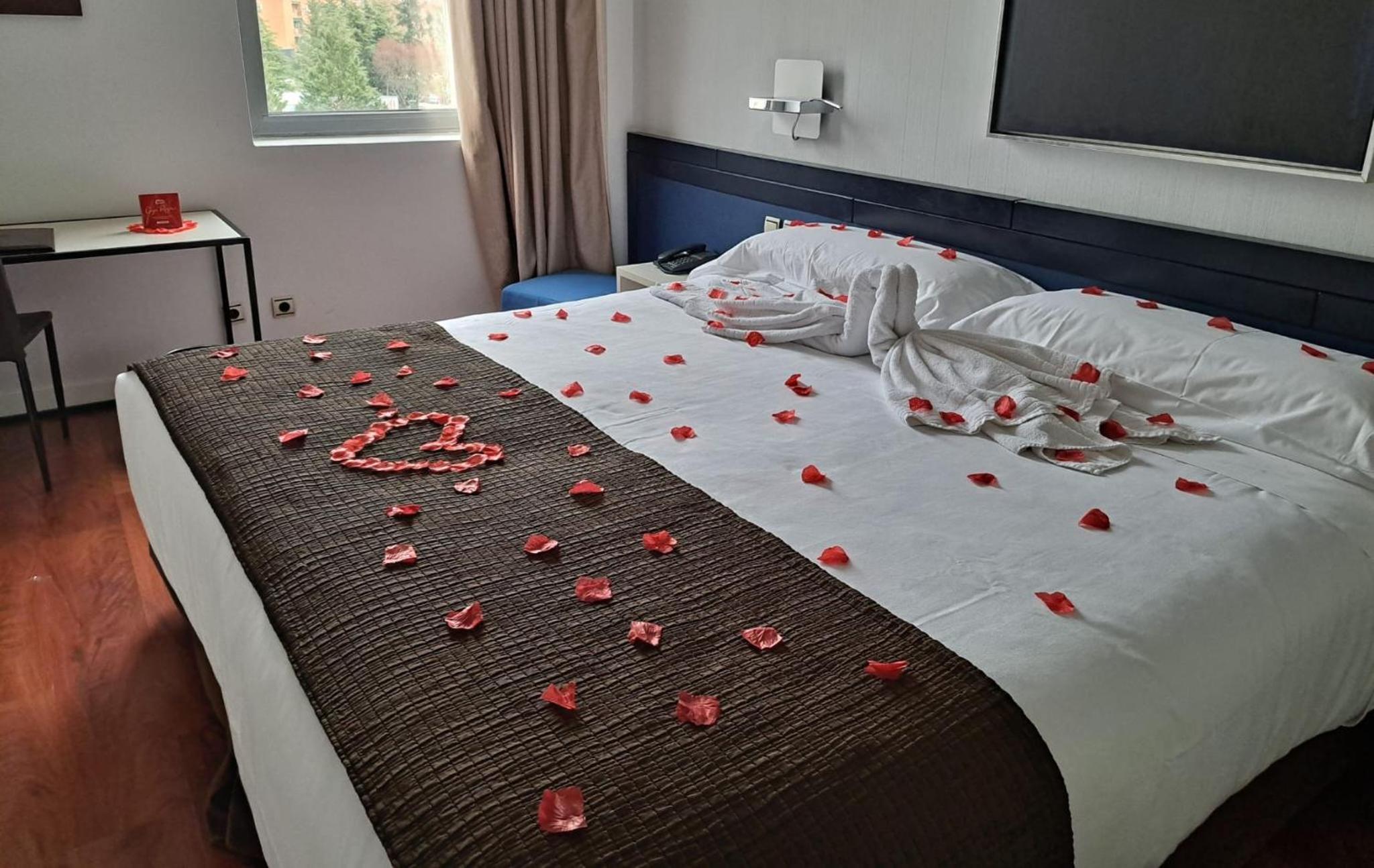 Double Room - Romantic Special Offer