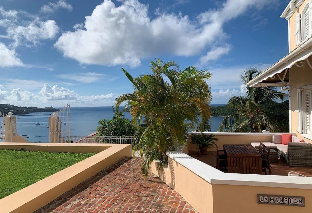Deluxe Suite with Sea View