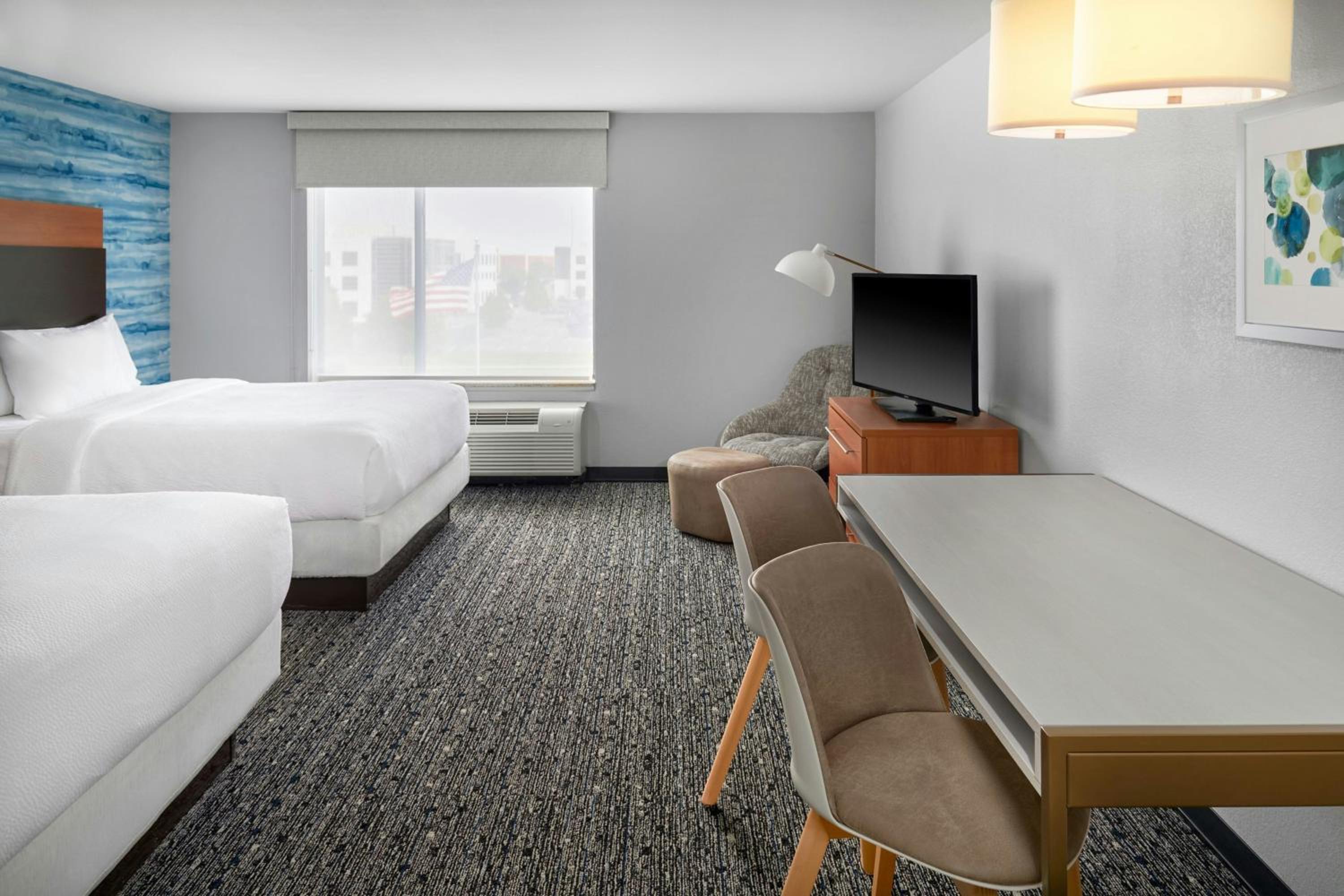 Studio Queen Room with City View and Roll-In Shower - Mobility Accessible
